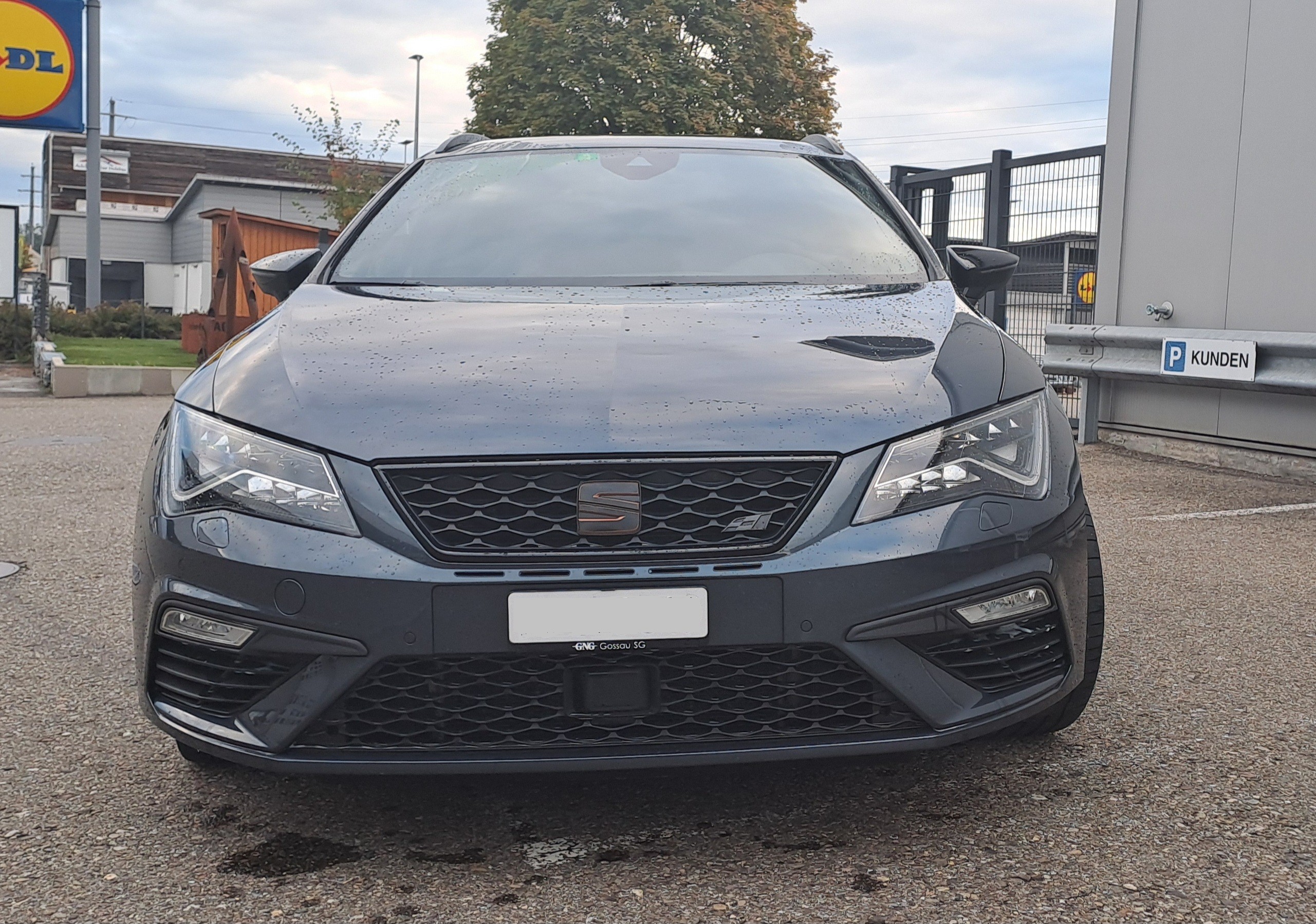 SEAT Leon 2.0 TSI Cupra 300 DSG 4Drive