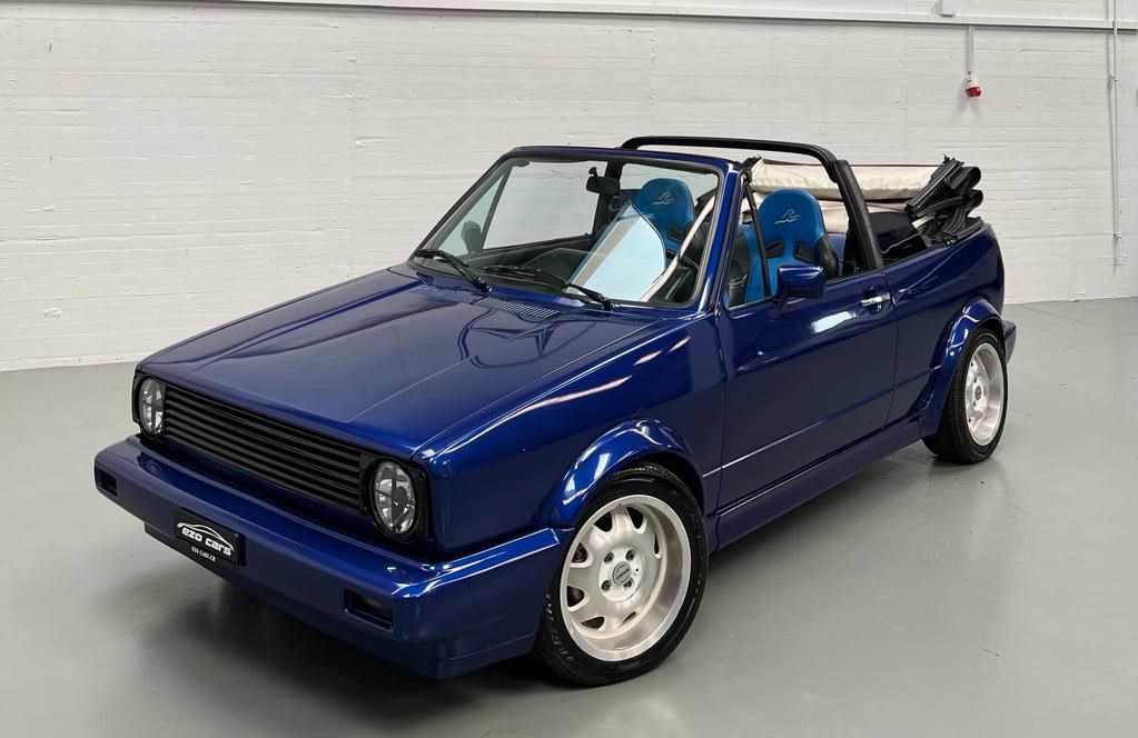 VW Golf Cabriolet 1800 Limited Blue Edition