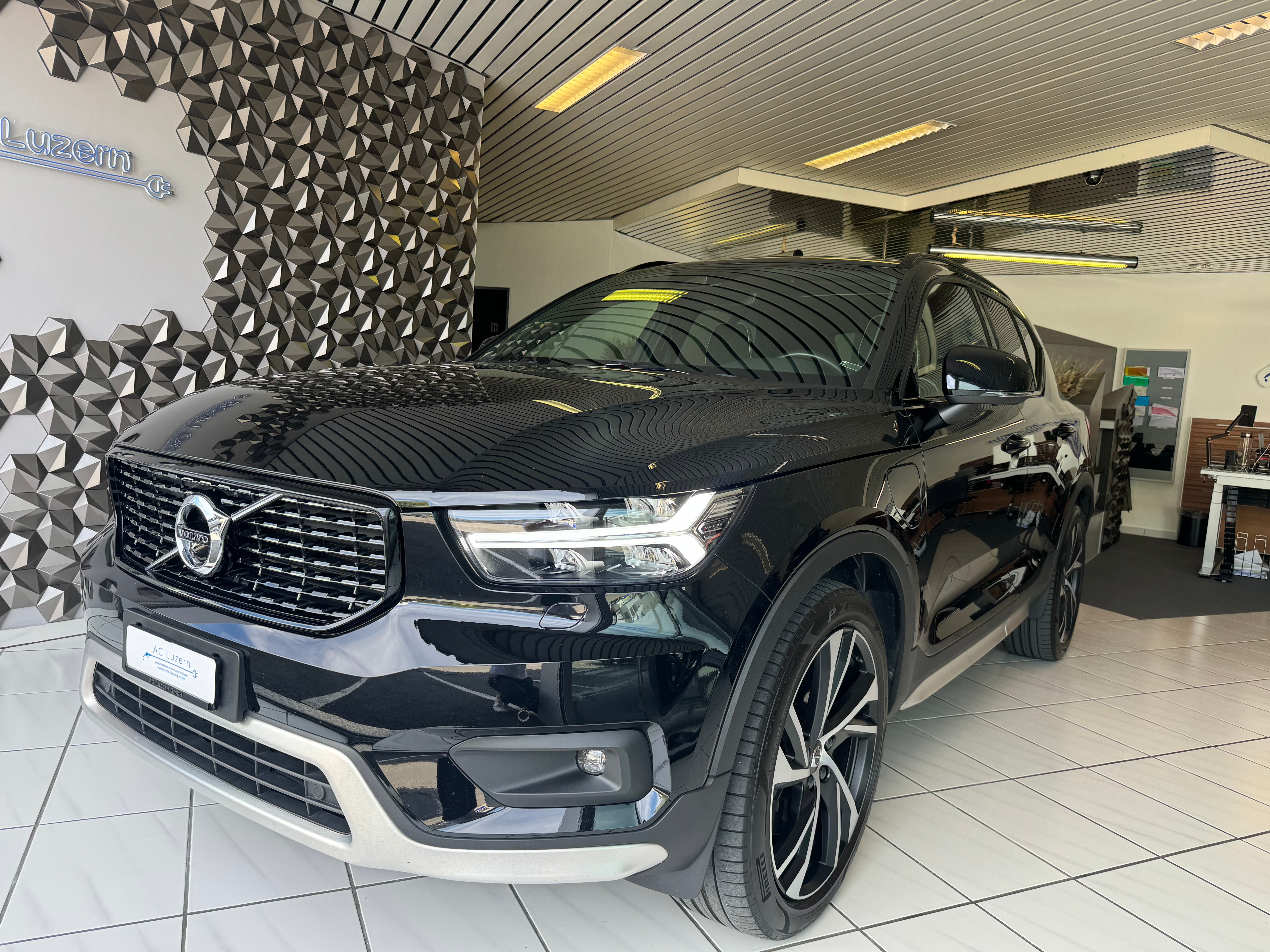 VOLVO XC40 T5 TwE R-Design DCT