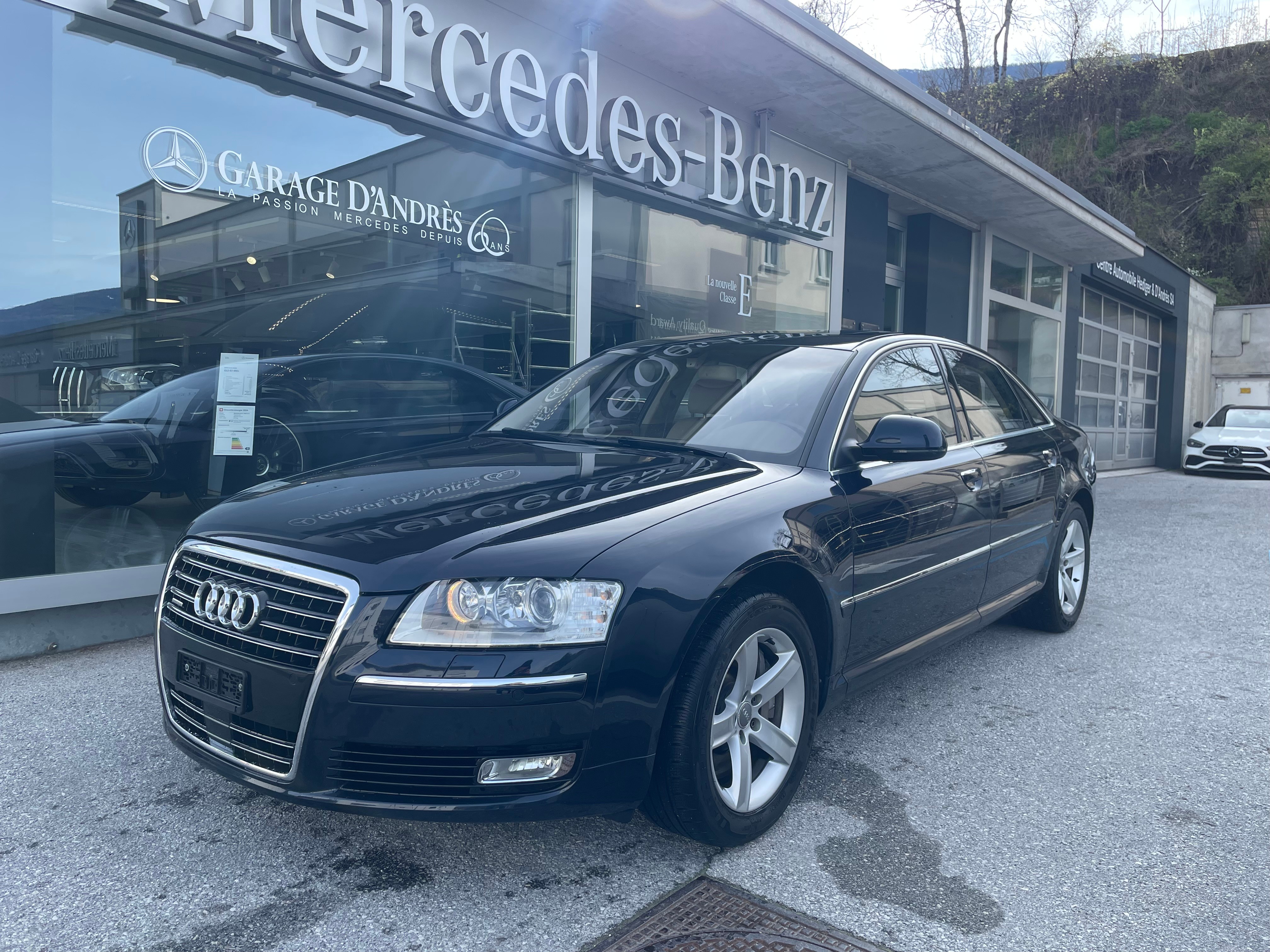 AUDI A8 4.2 FSI quattro tiptronic