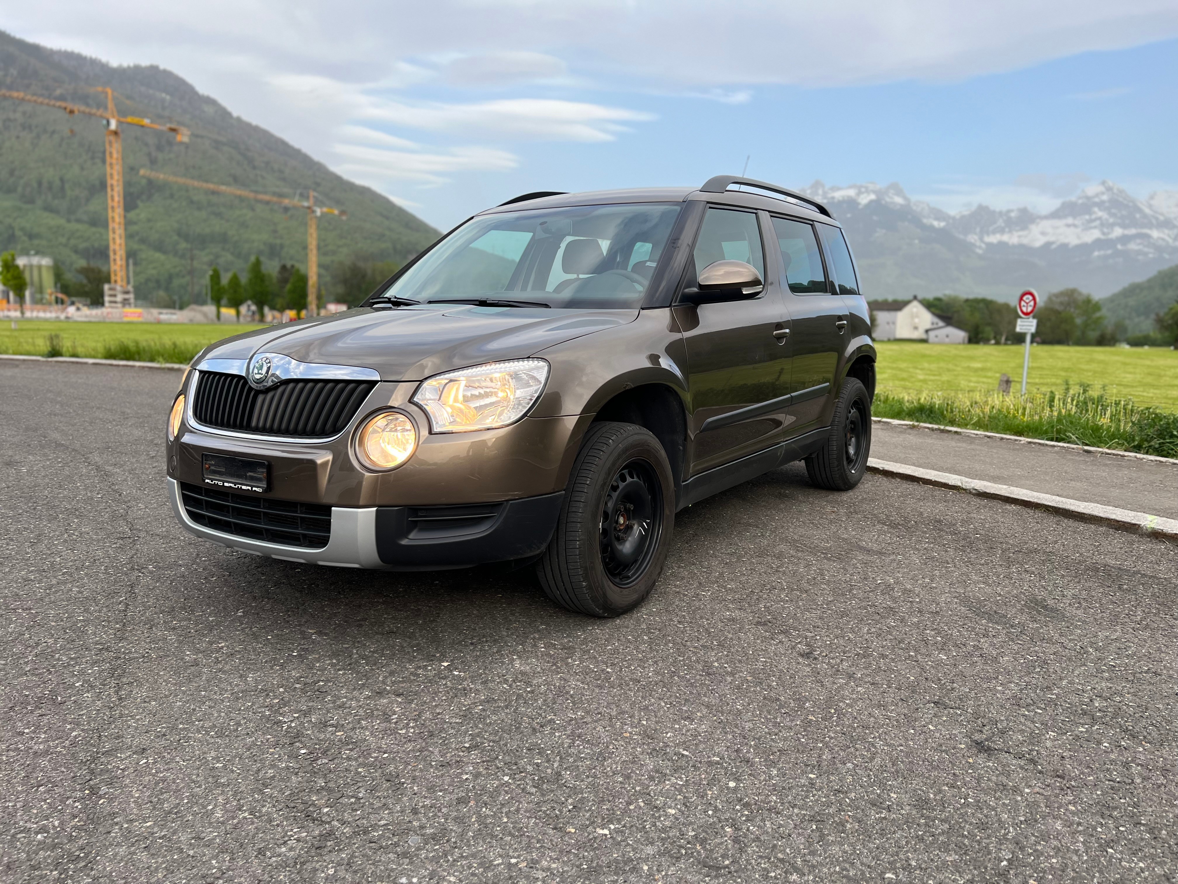 SKODA Yeti 1.8 TSI Entry 4x4