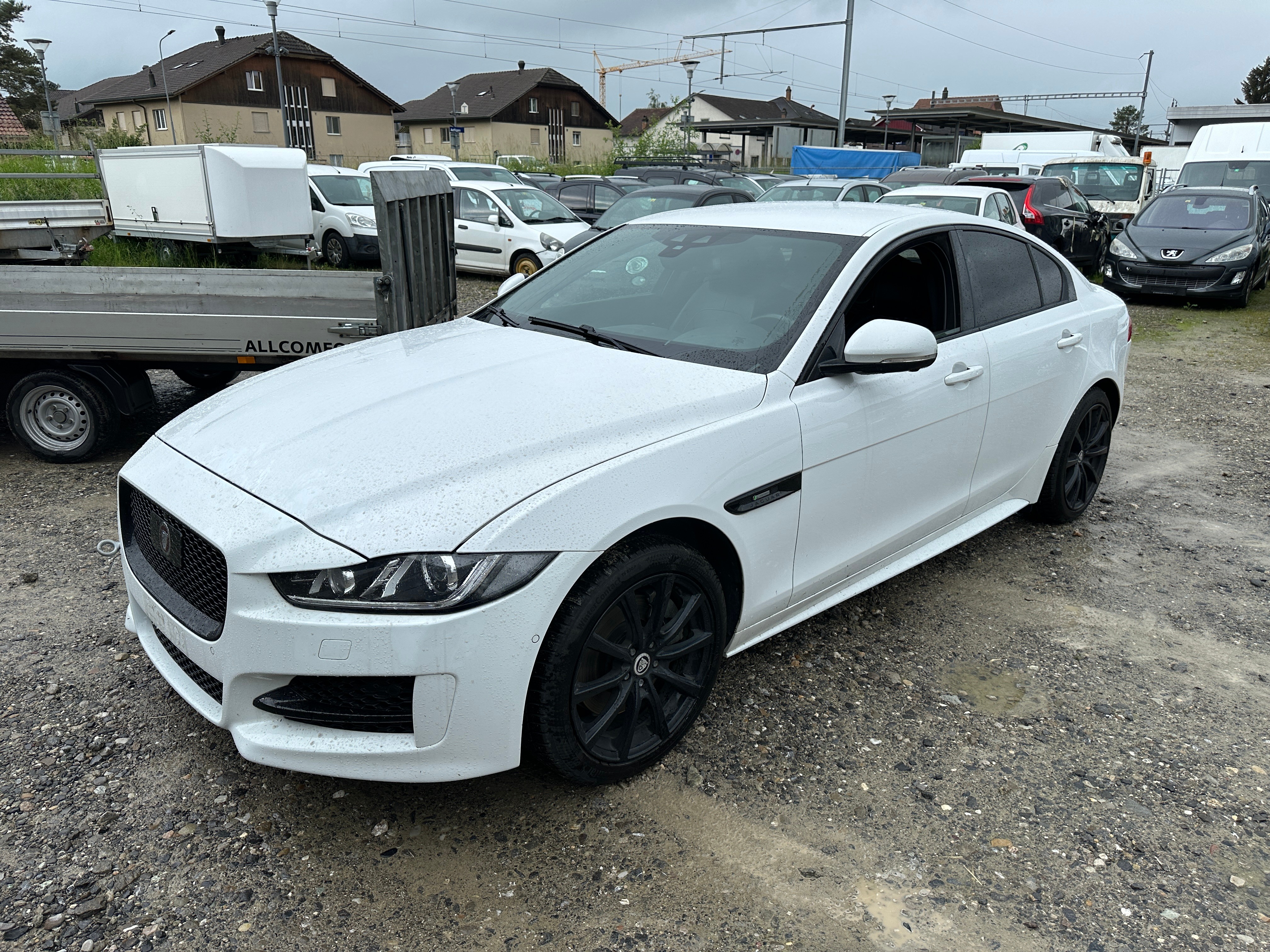 JAGUAR XE 20d R-Sport AWD Automat