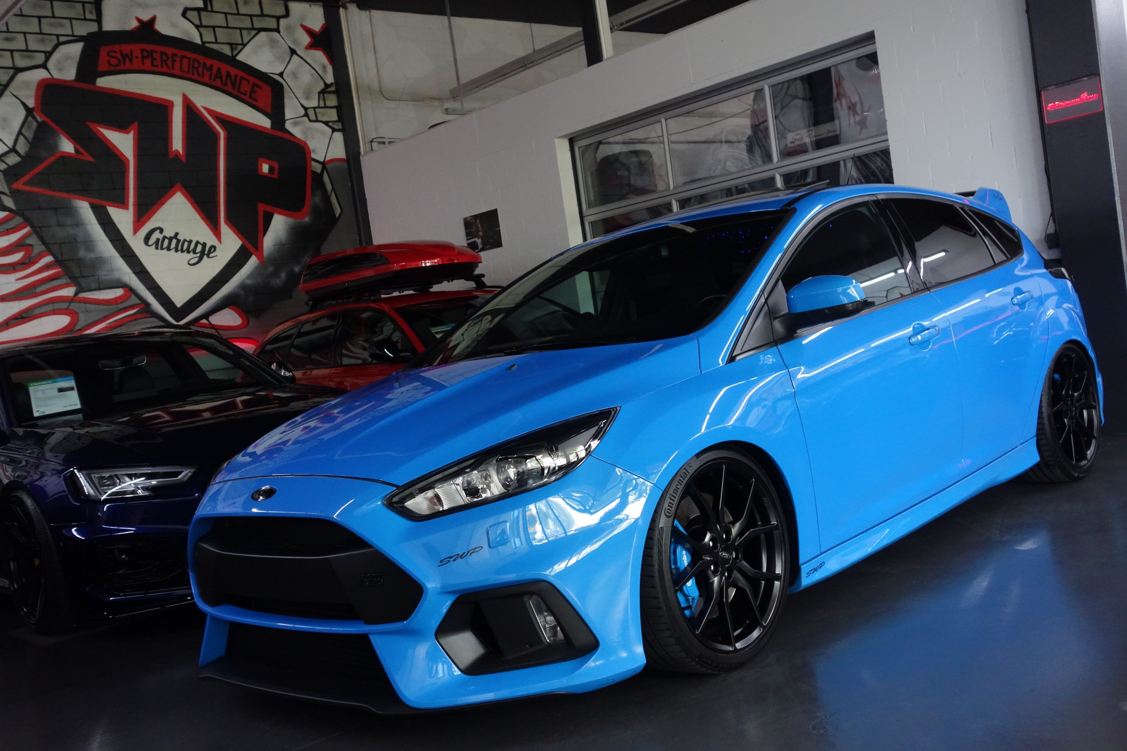 FORD FOCUS 2.3 EcoBOOST RS AWD BLUE ON AIR