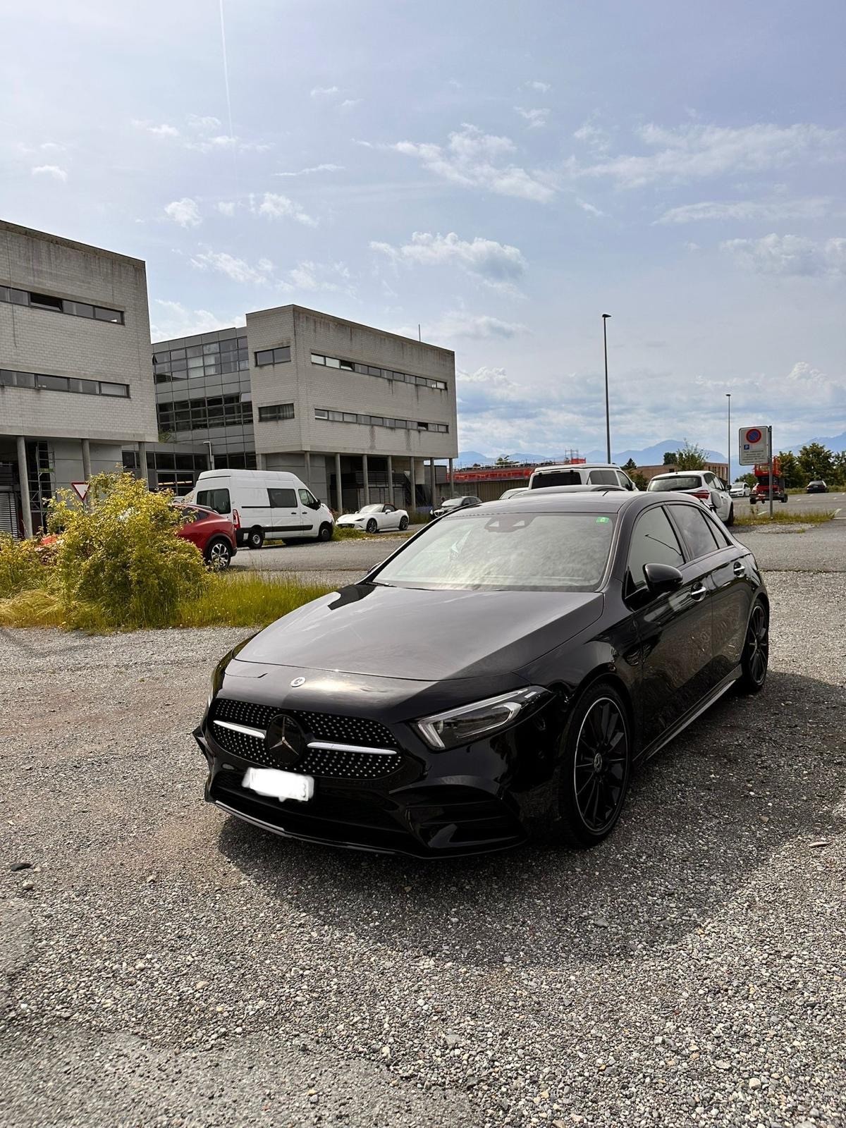 MERCEDES-BENZ A 200 d 4Matic AMG Line