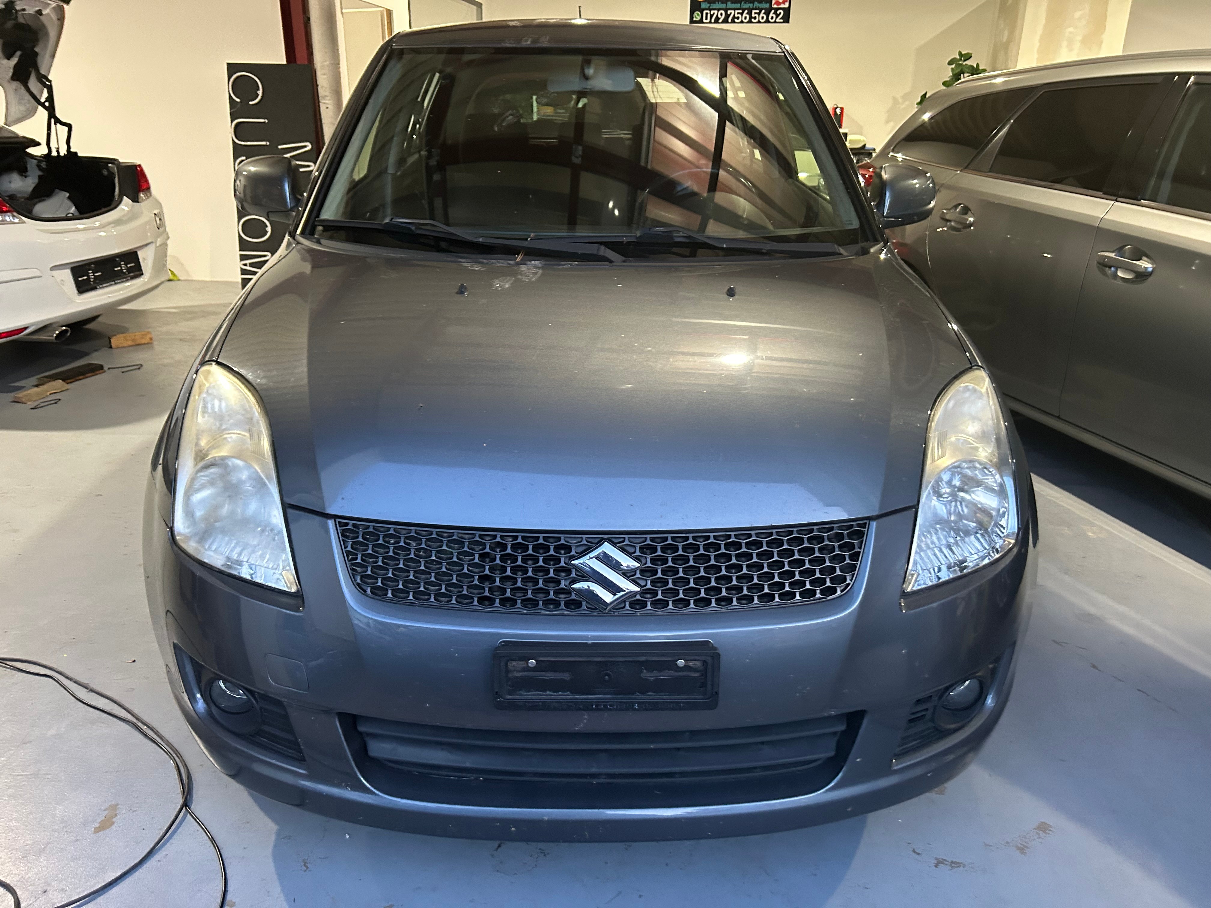 SUZUKI Swift 1.3i 16V GL 4x4