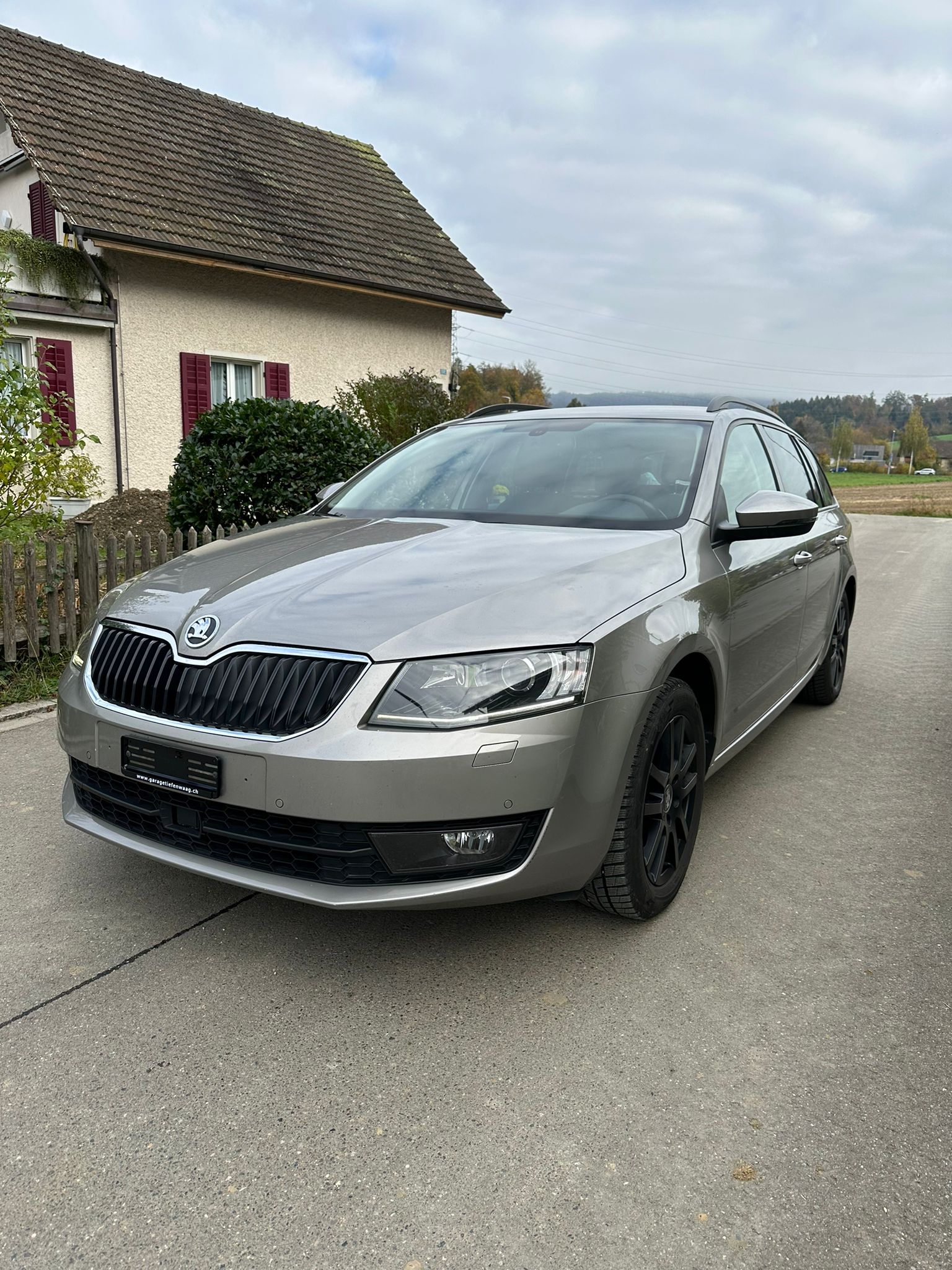 SKODA Octavia Combi 1.8 TSI Ambition DSG