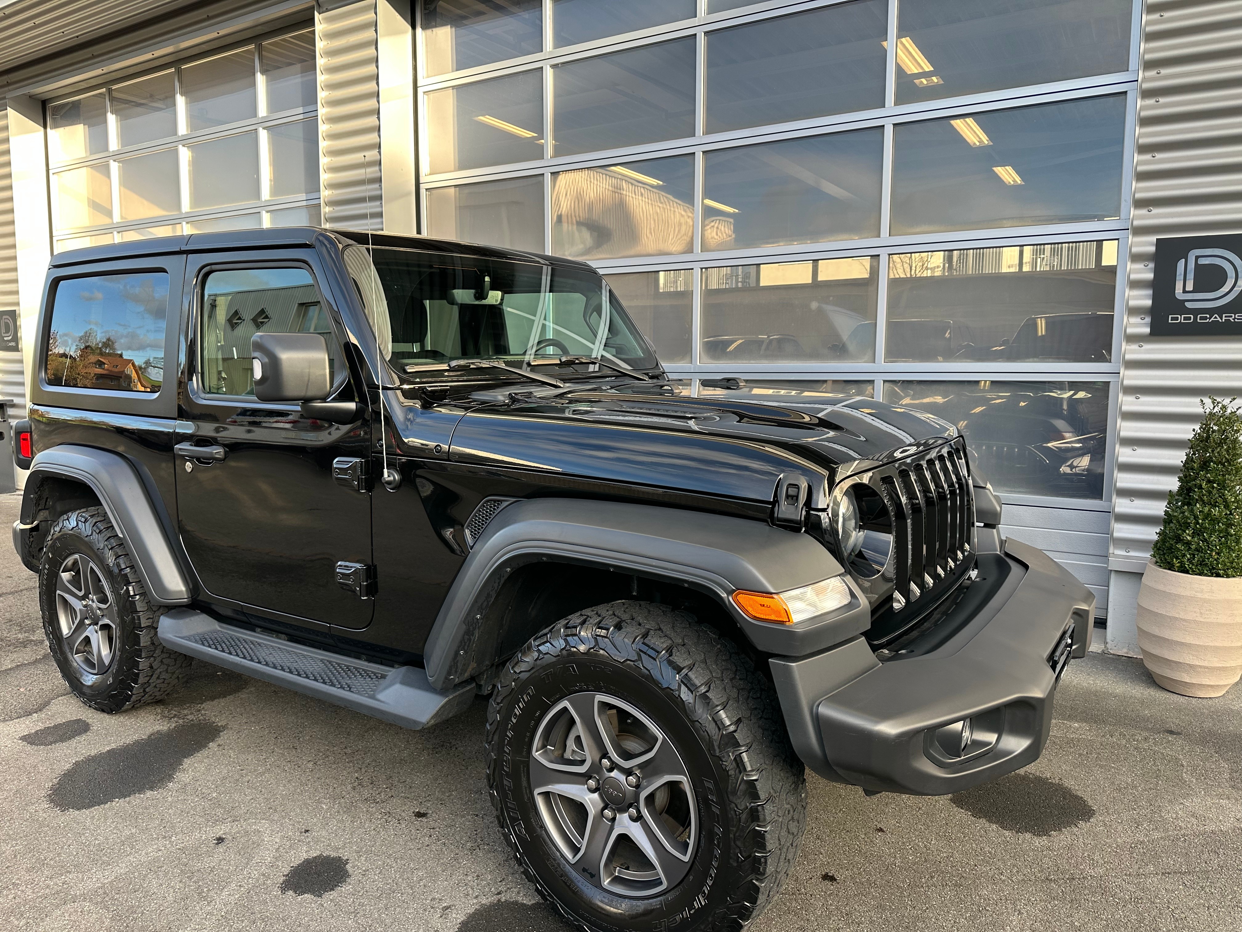 JEEP Wrangler 2.0 Sport Automatic