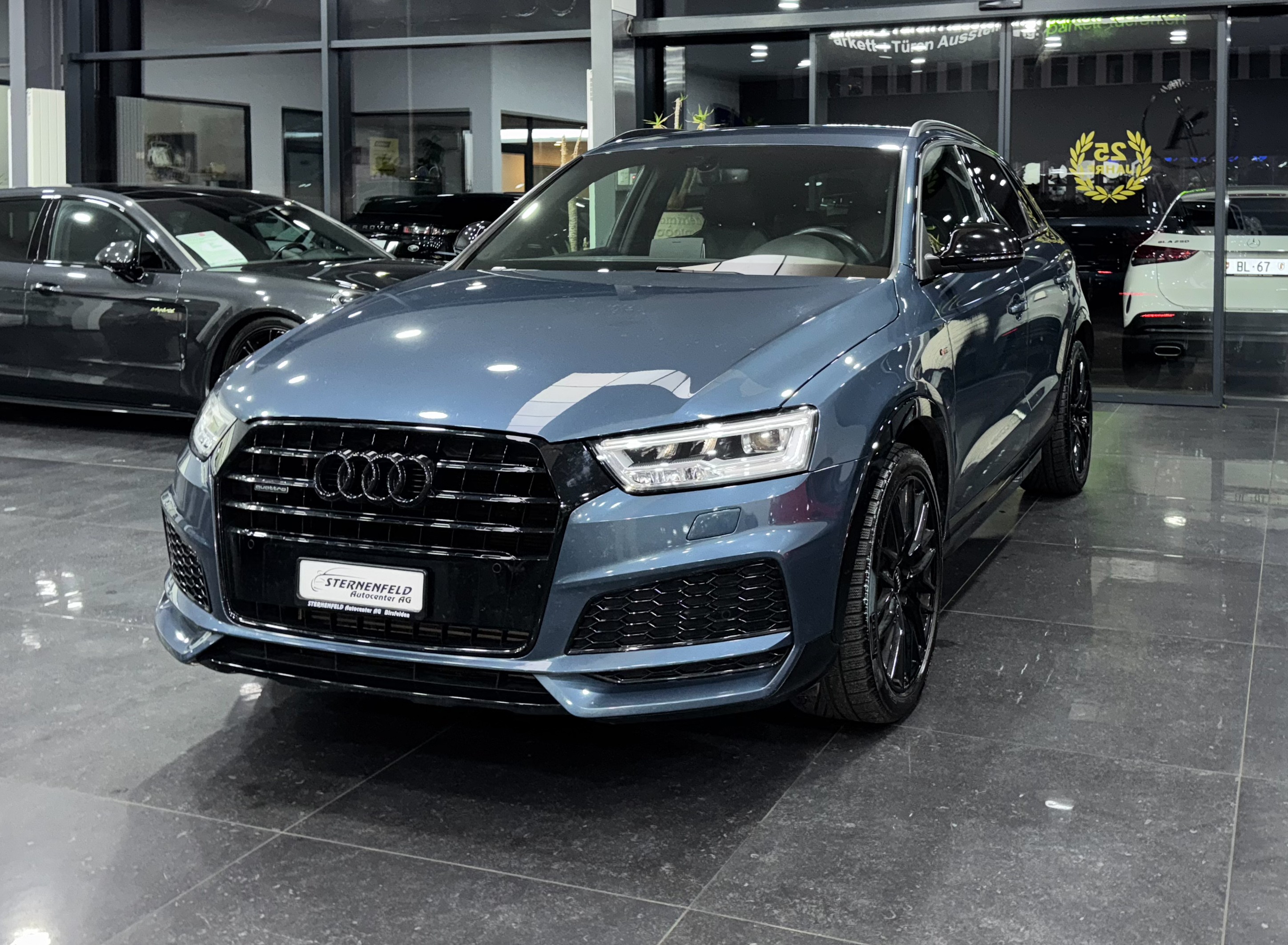 AUDI Q3 2.0 TFSI sport quattro S-tronic