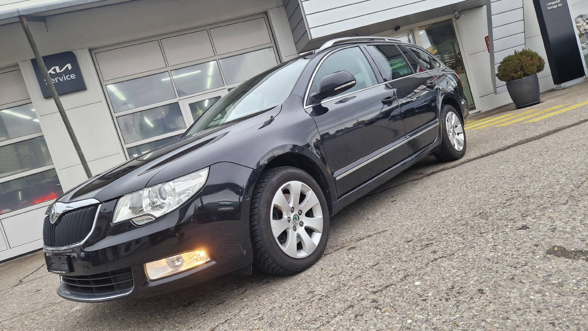 SKODA Superb Combi 1.8 TSI Ambition DSG