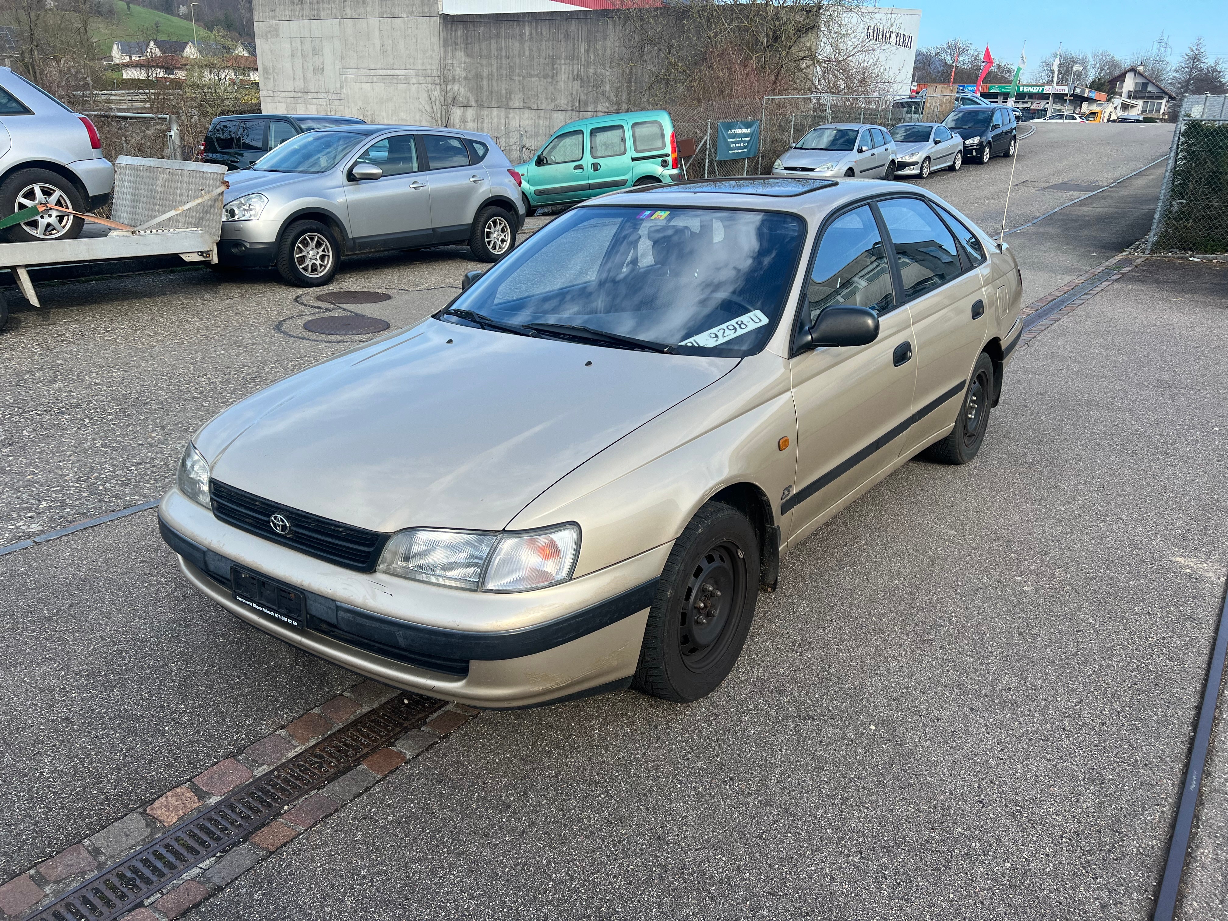 TOYOTA Carina E 2.0 GLi