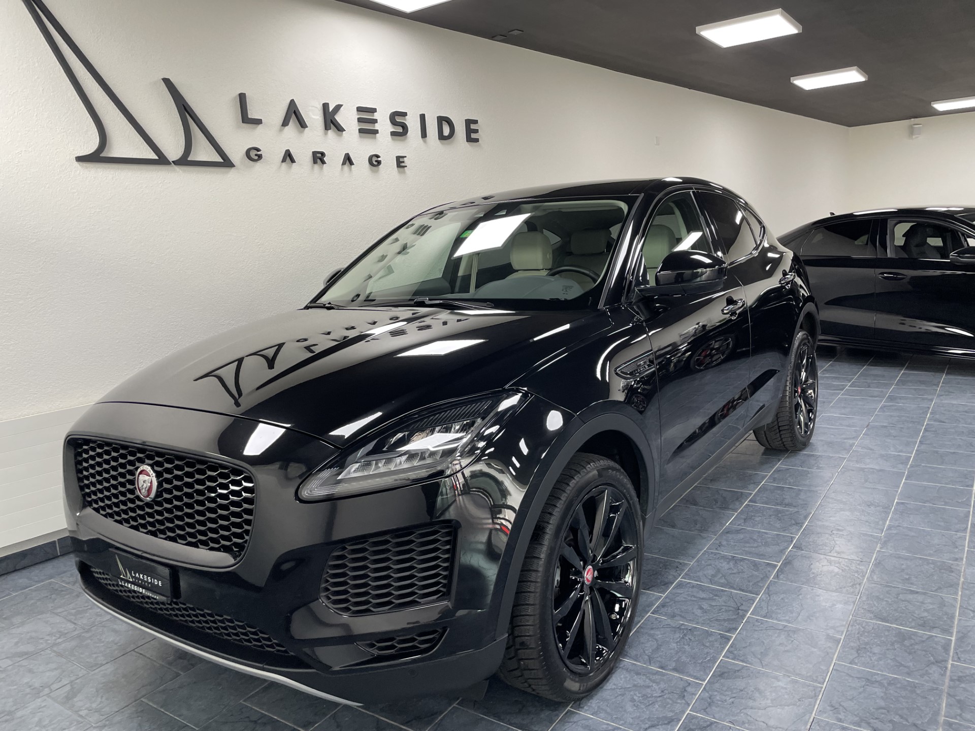 JAGUAR E-Pace 2.0d D150 S AWD Automatik