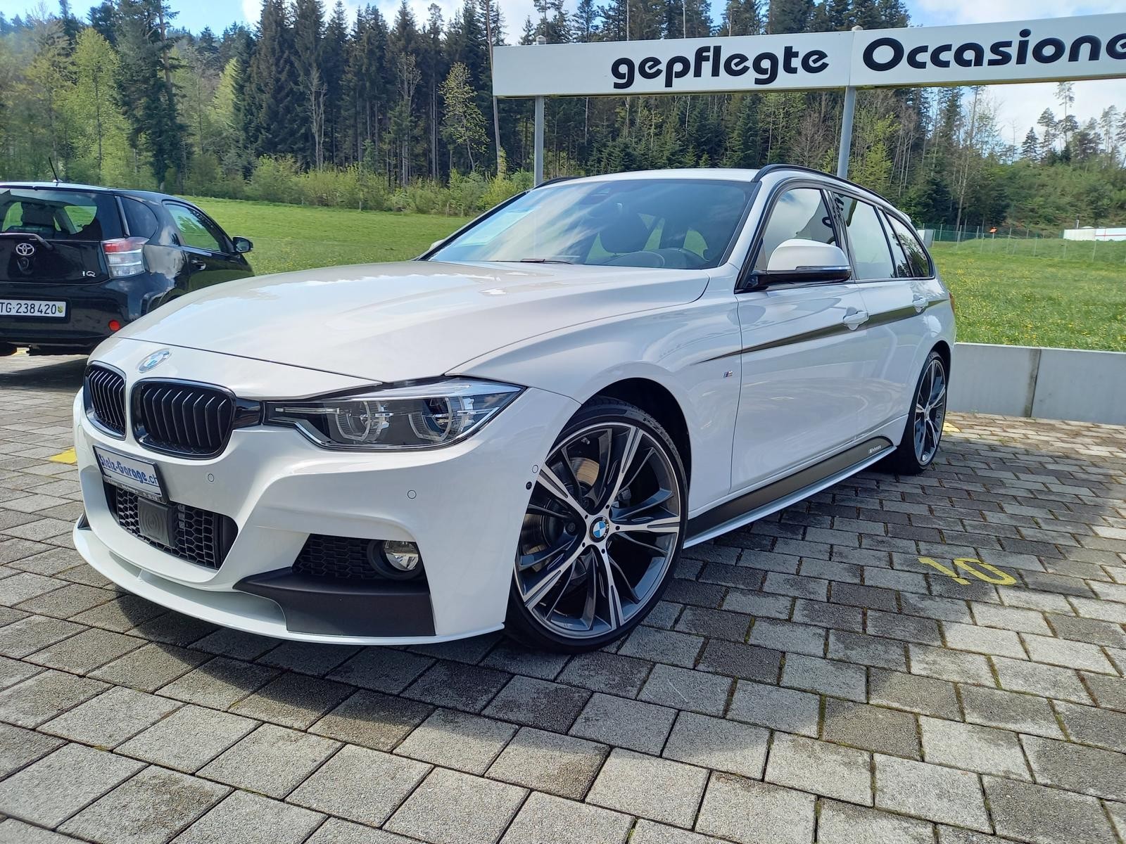 BMW 330i xDrive Touring M Sport Steptronic