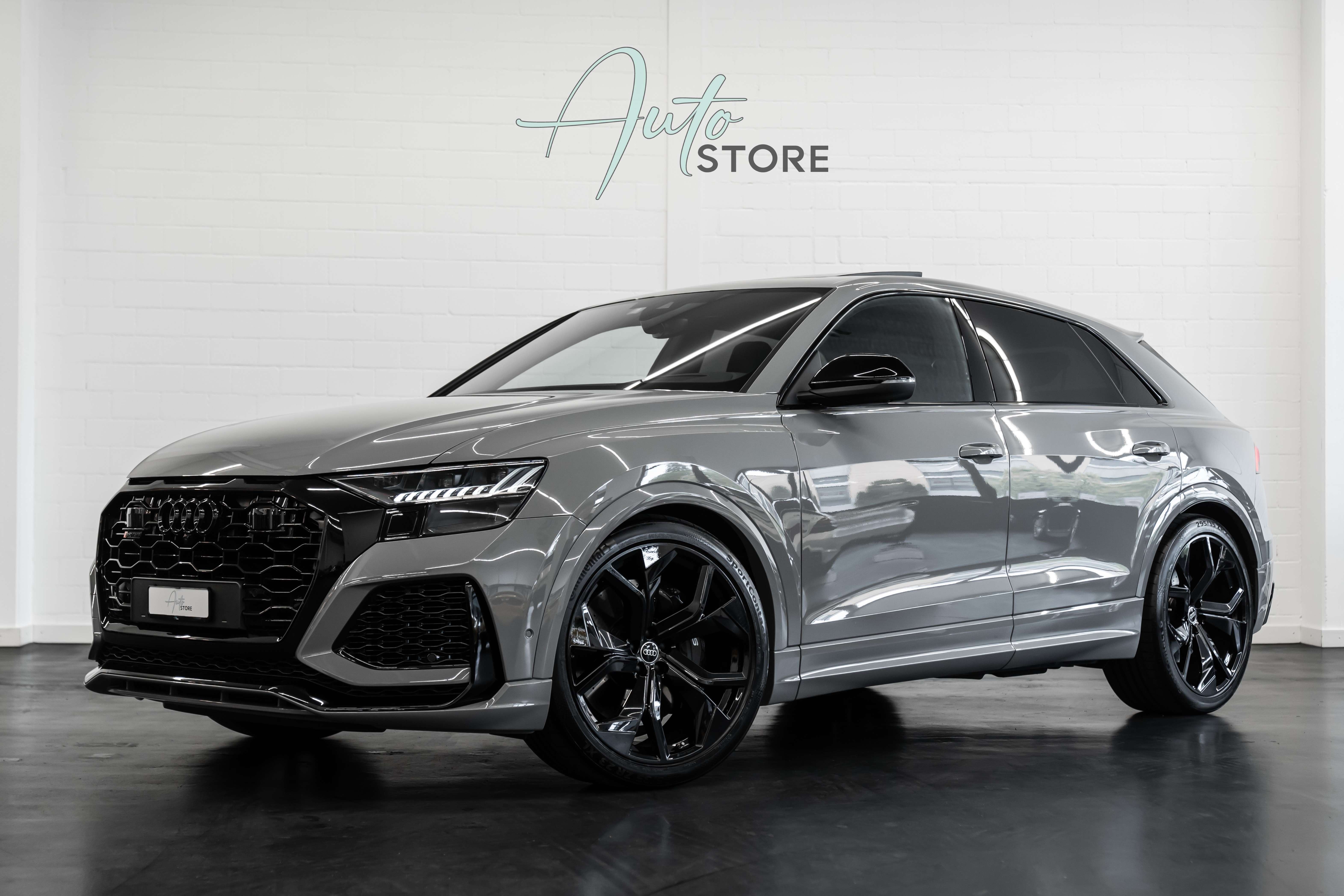 AUDI RSQ8 quattro tiptronic