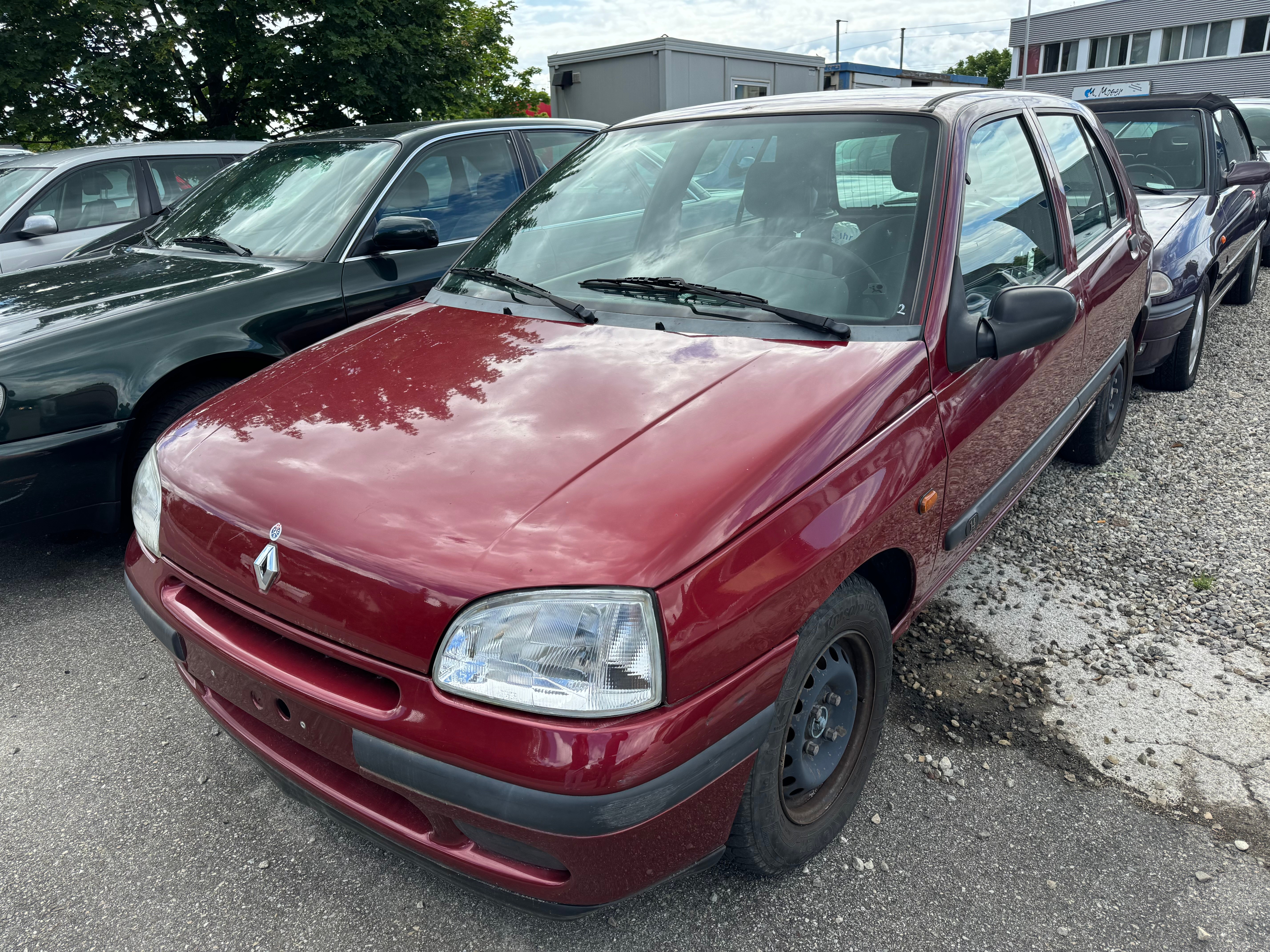 RENAULT Clio 1.4 RN