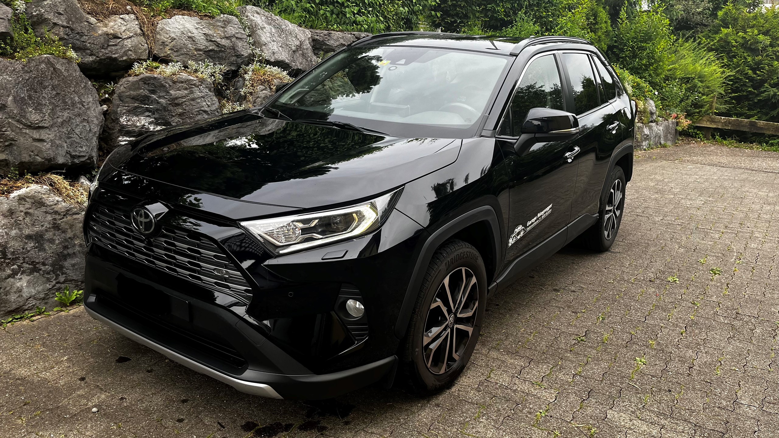 TOYOTA RAV-4 2.0 Premium Multidrive S 4WD