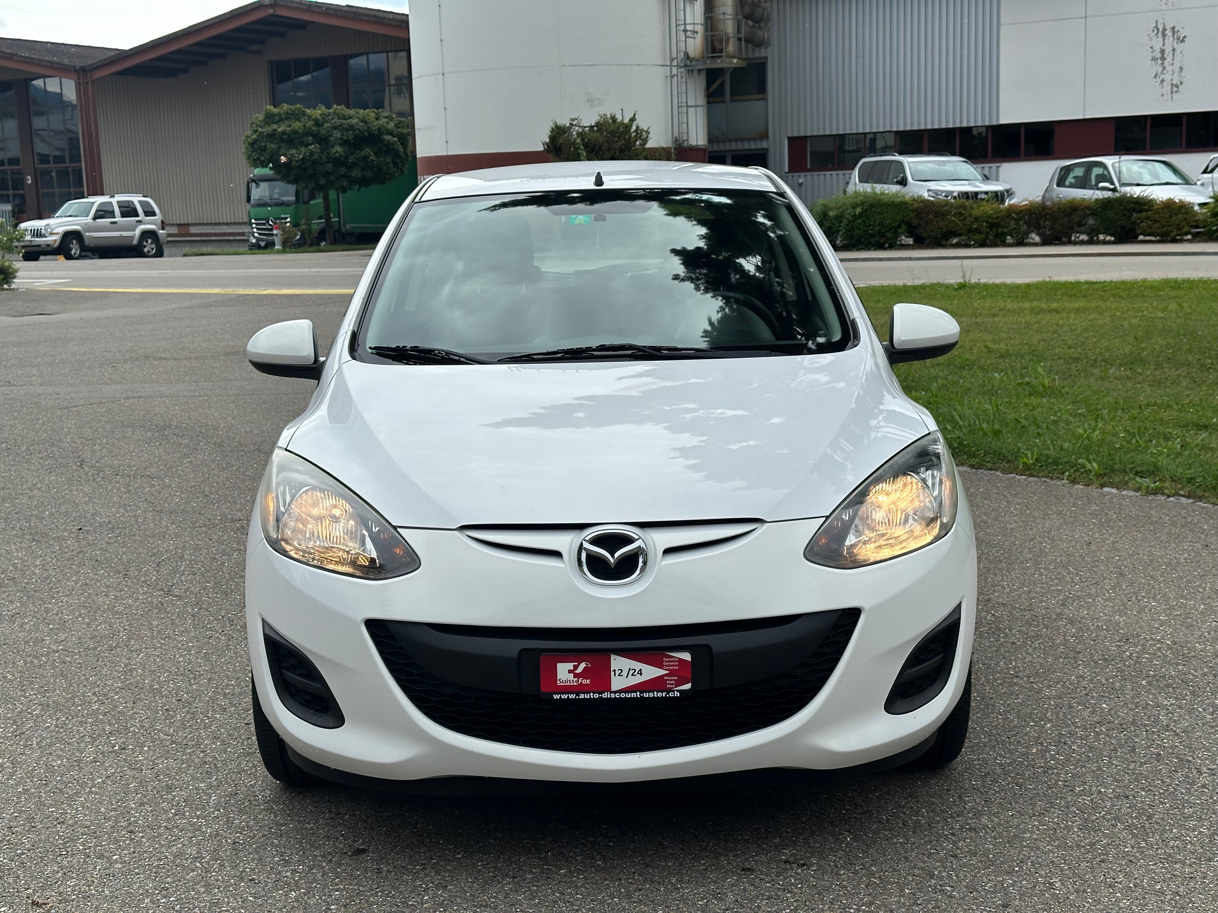 MAZDA 2 1.3i 16V Exclusive