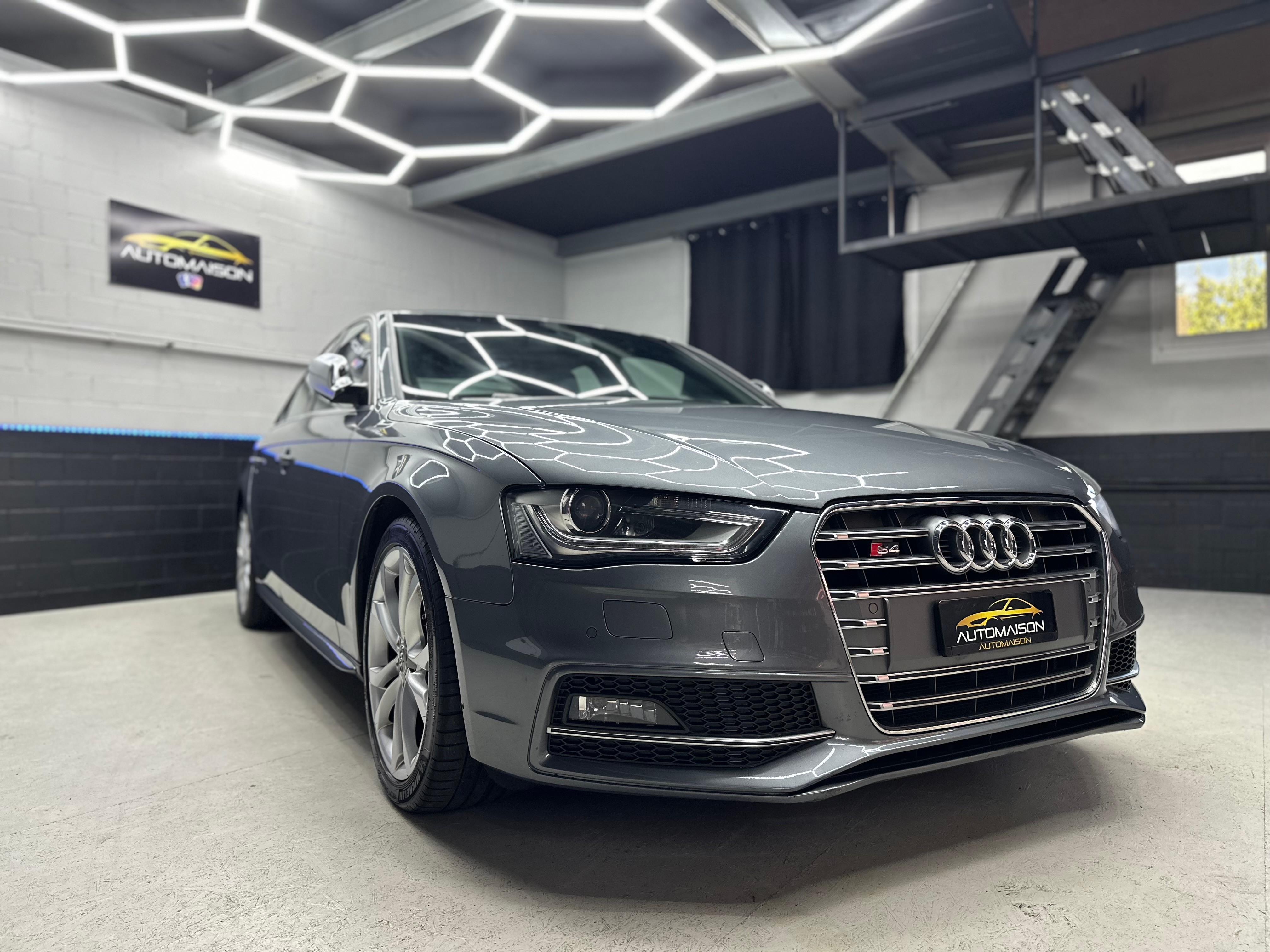 AUDI S4 3.0 TFSI quattro S-tronic