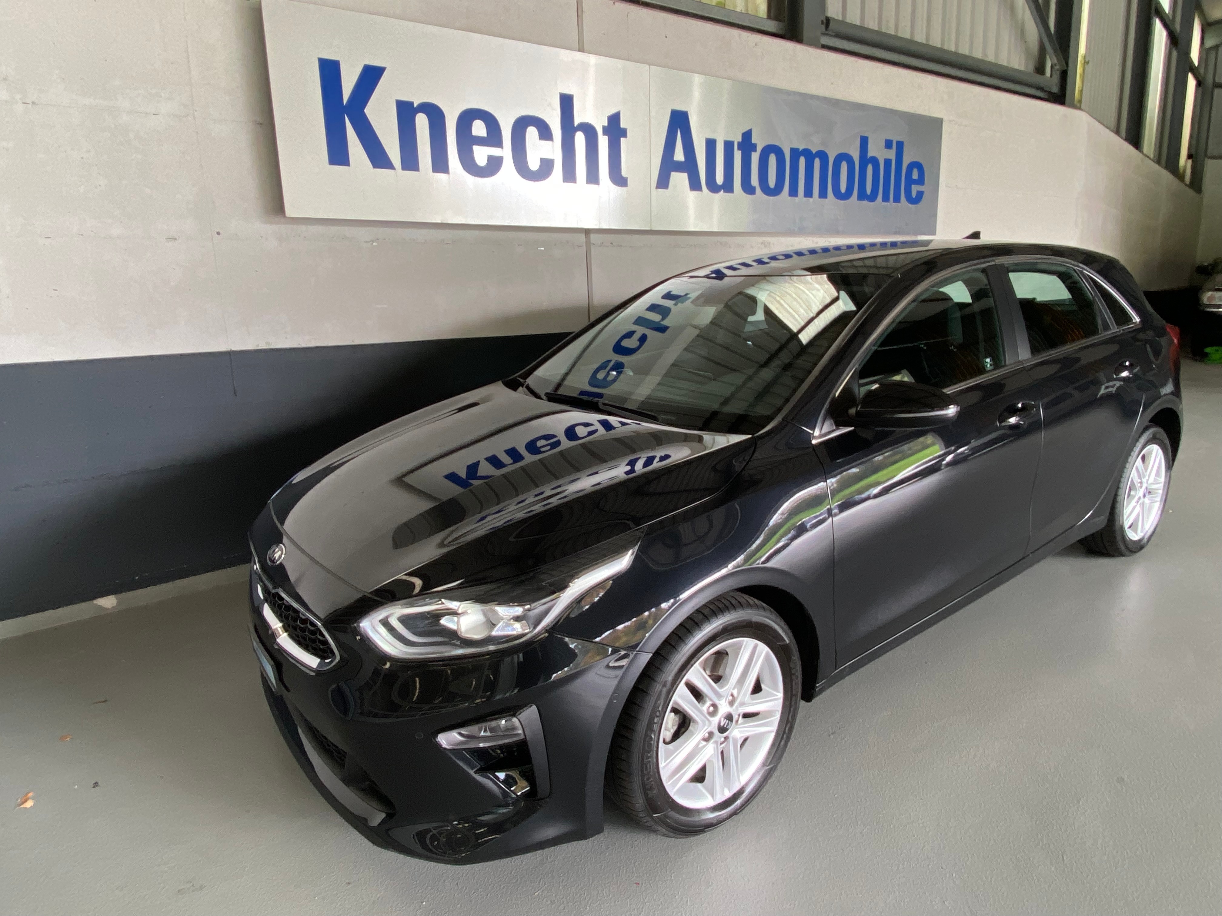 KIA Ceed 1.5 T-GDi MHEV Power DCT