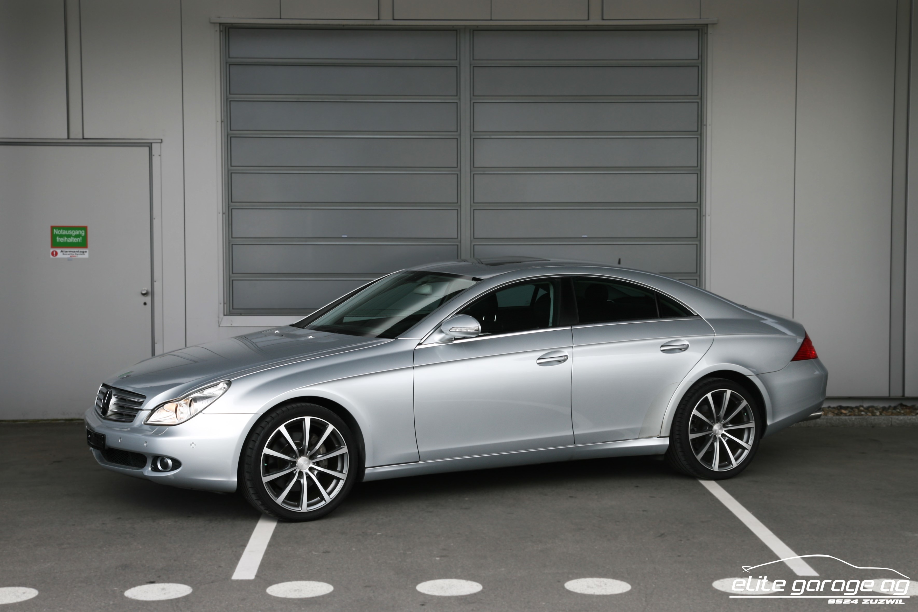 MERCEDES-BENZ CLS 500 7G-Tronic