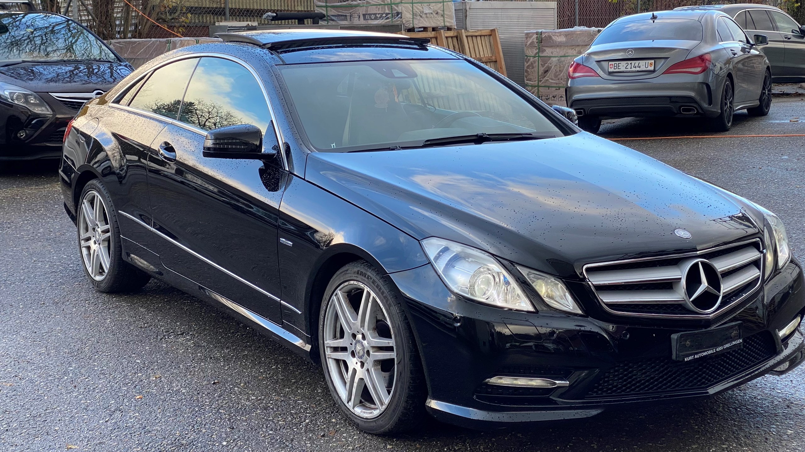 MERCEDES-BENZ E 250 CGI BlueEfficiency 7G-Tronic