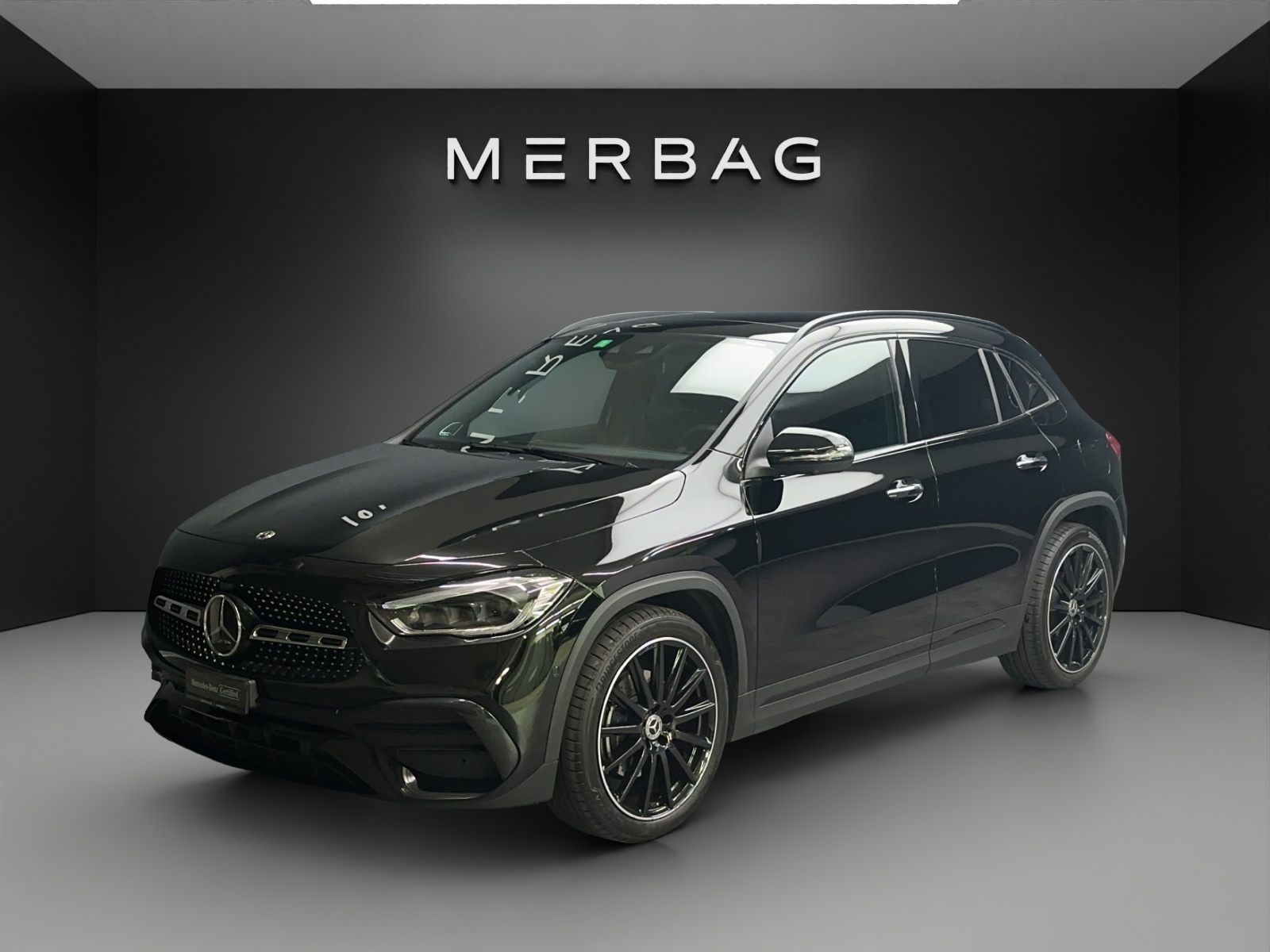 MERCEDES-BENZ GLA 200 AMG Line