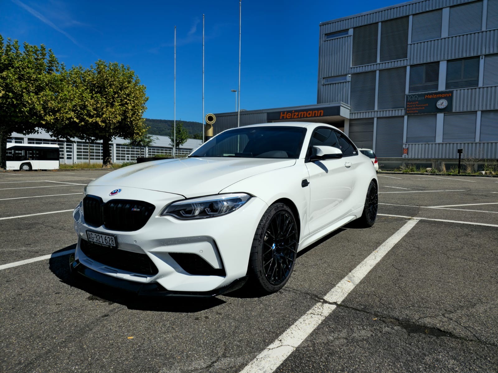 BMW M2 Competition Drivelogic