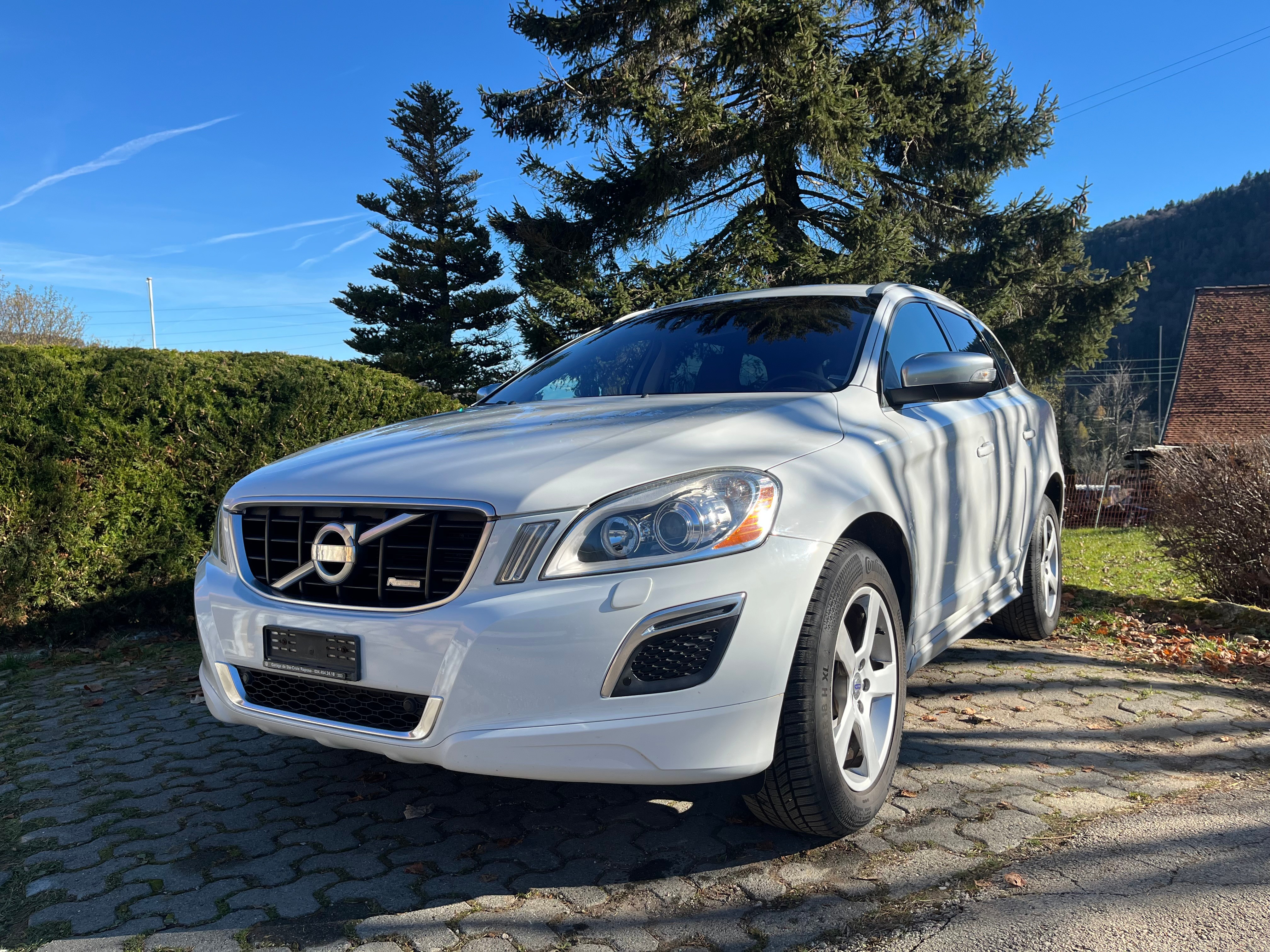 VOLVO D5 AWD R-Design