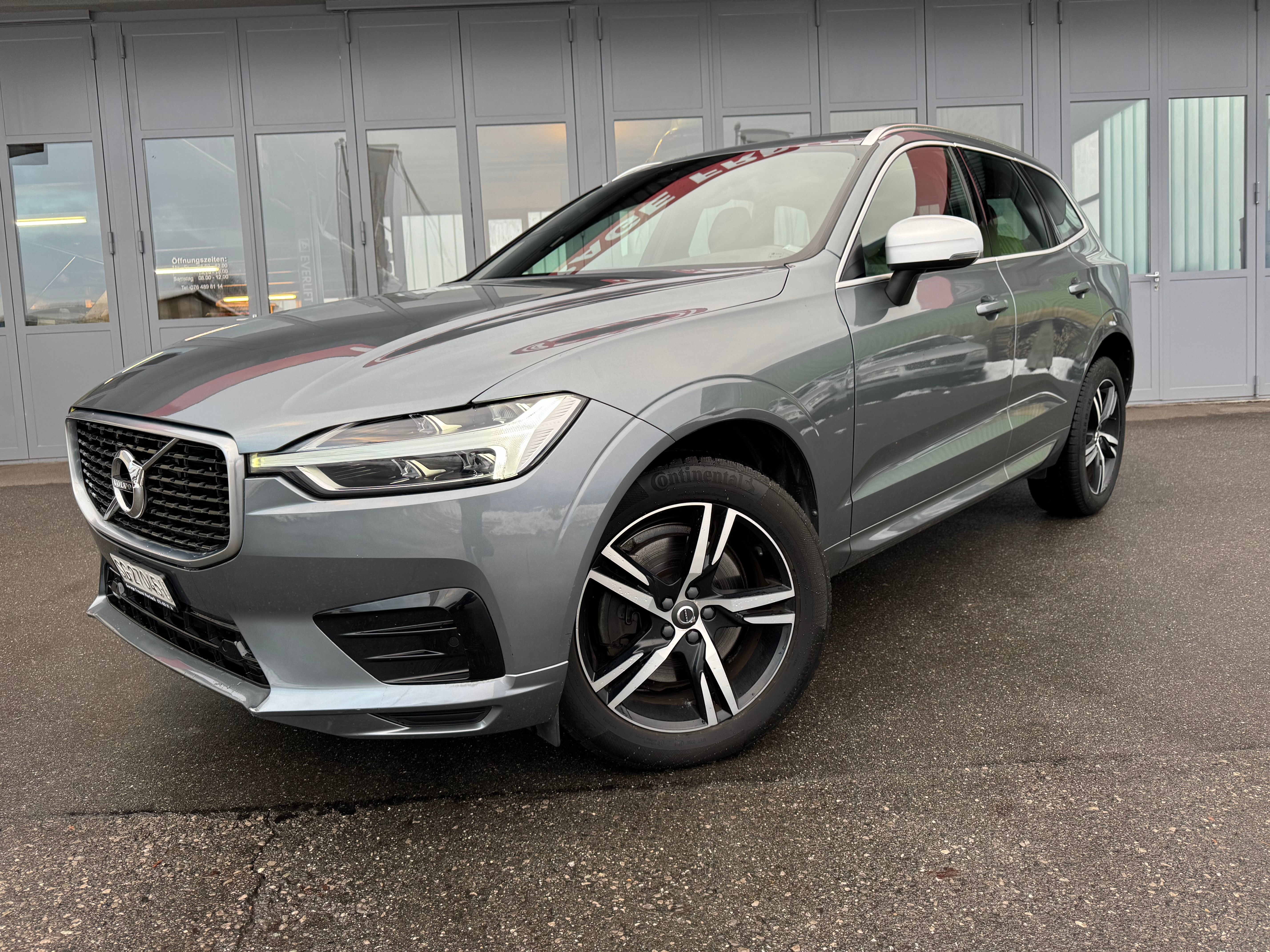 VOLVO XC60 D5 AWD R-Design Geartronic