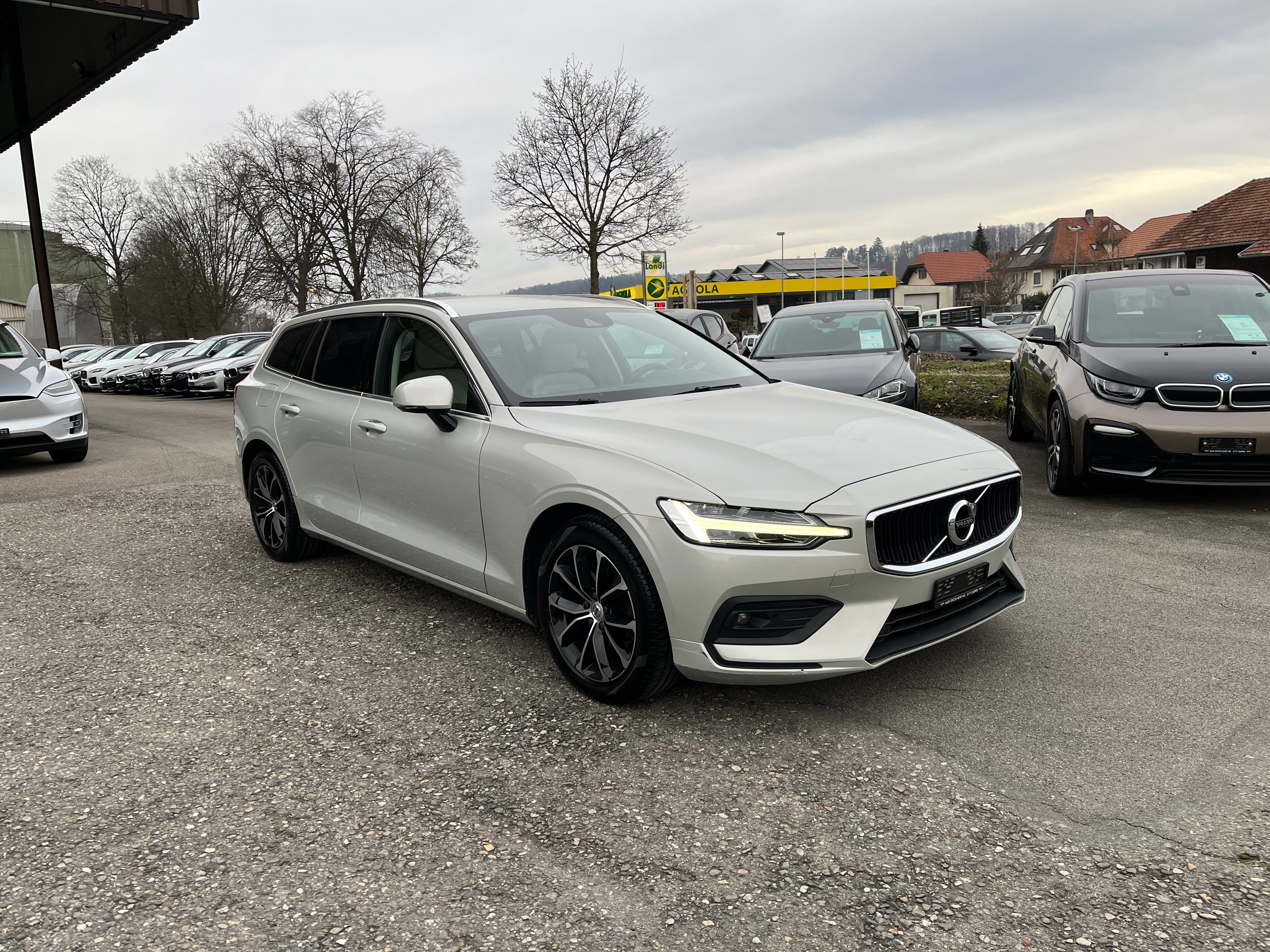 VOLVO V60 D3 AWD Momentum Geartronic