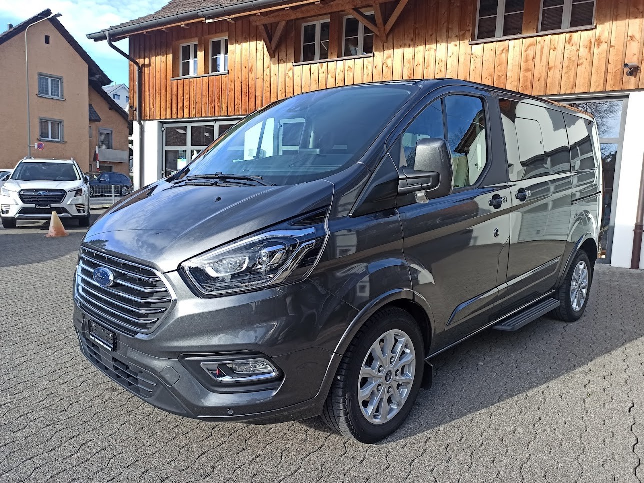 FORD Tourneo Custom 320 L1H1 Titanium A