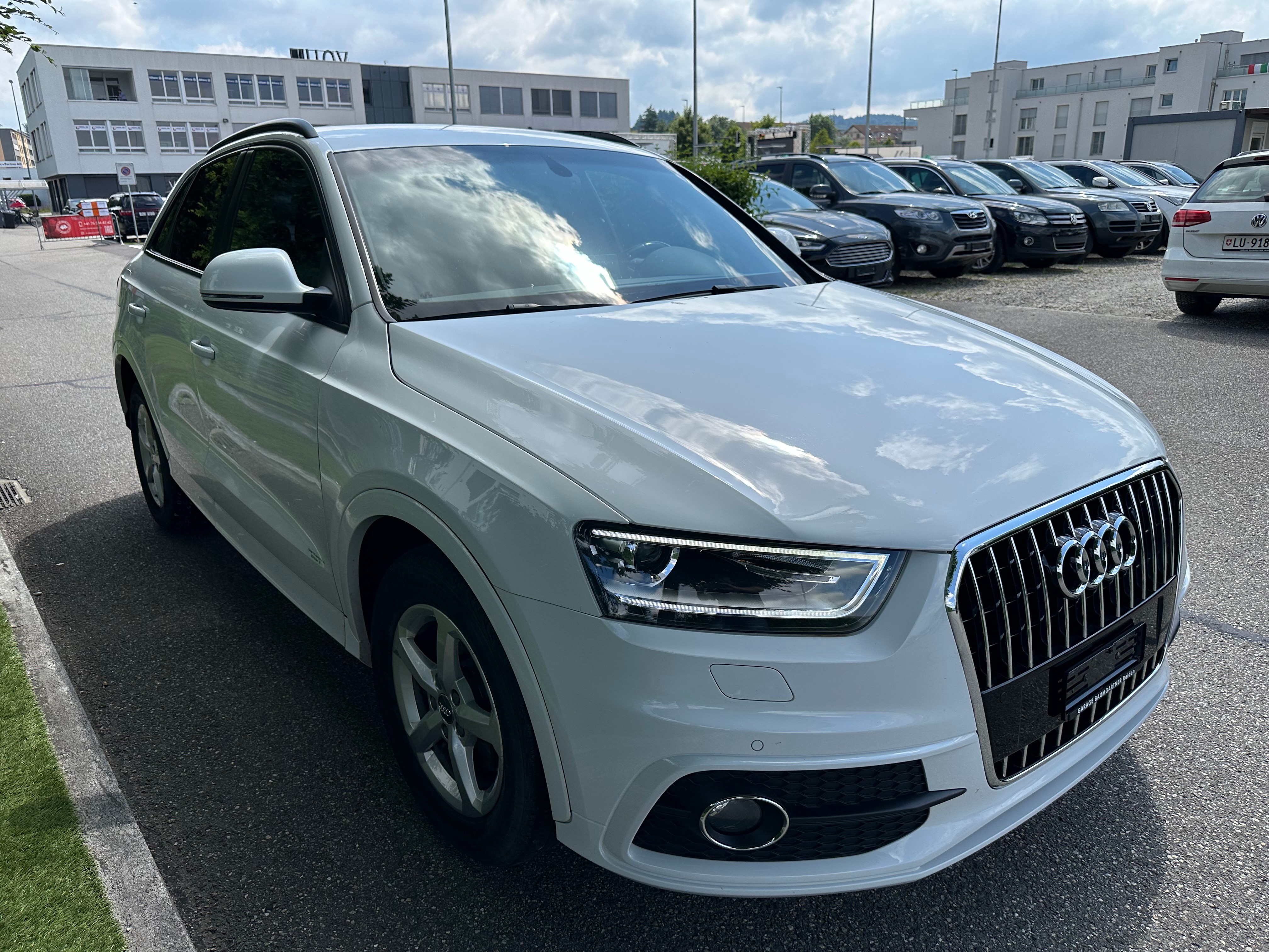 AUDI Q3 2.0 TFSI quattro S-tronic