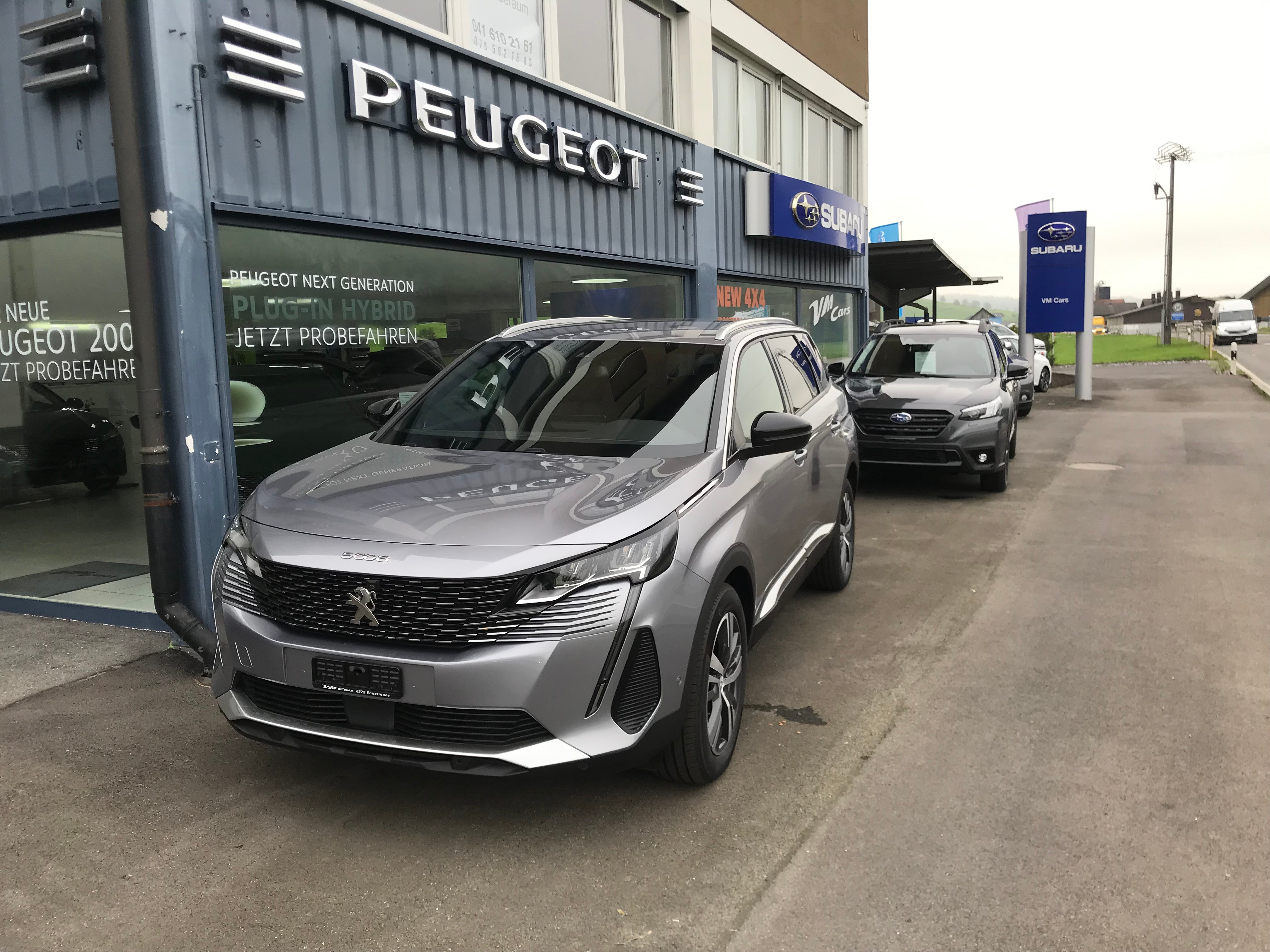 PEUGEOT 5008 1.2 Pure Tech Allure Pack EAT8