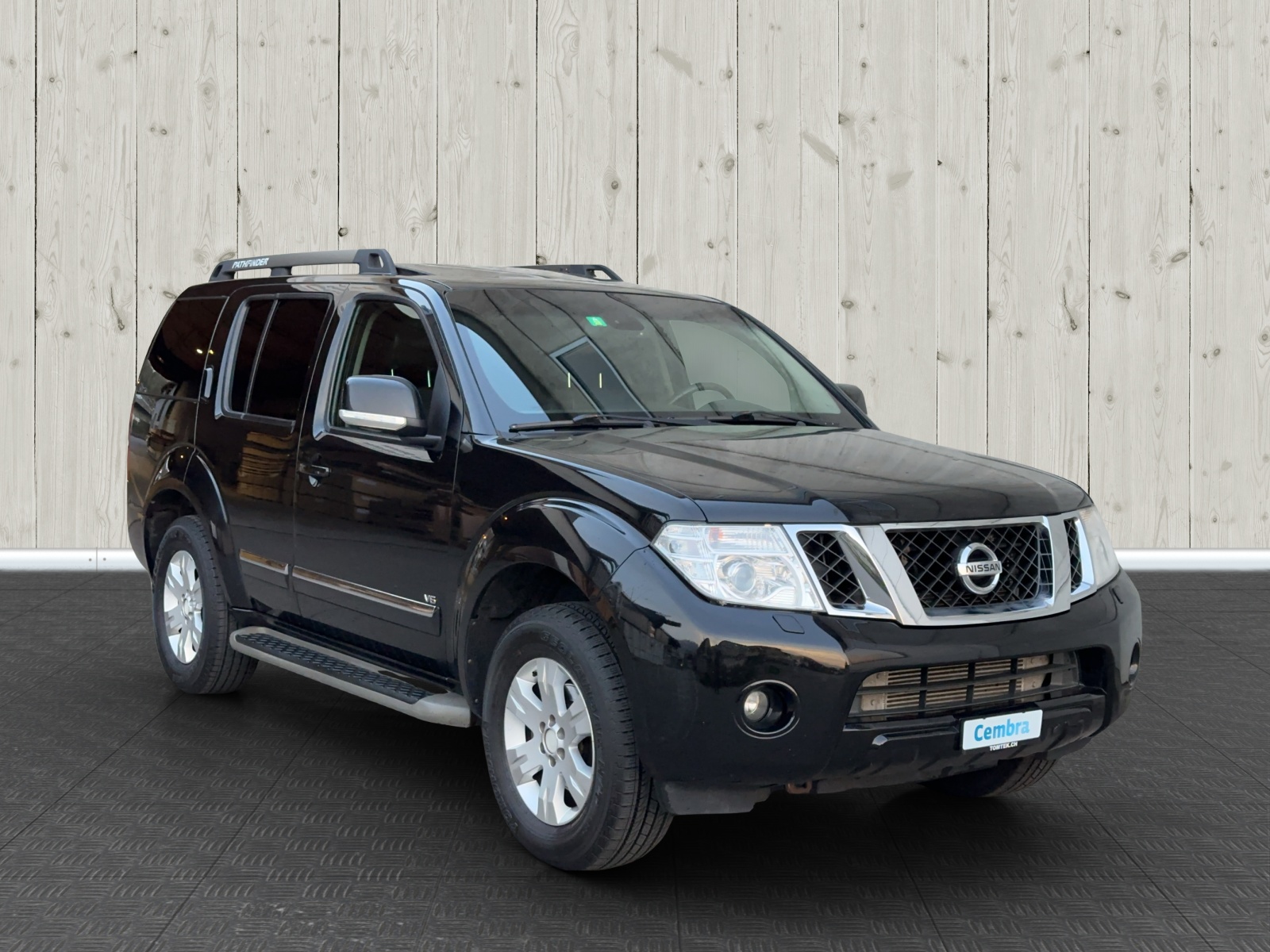 NISSAN Pathfinder 3.0 dCi LE Automatic