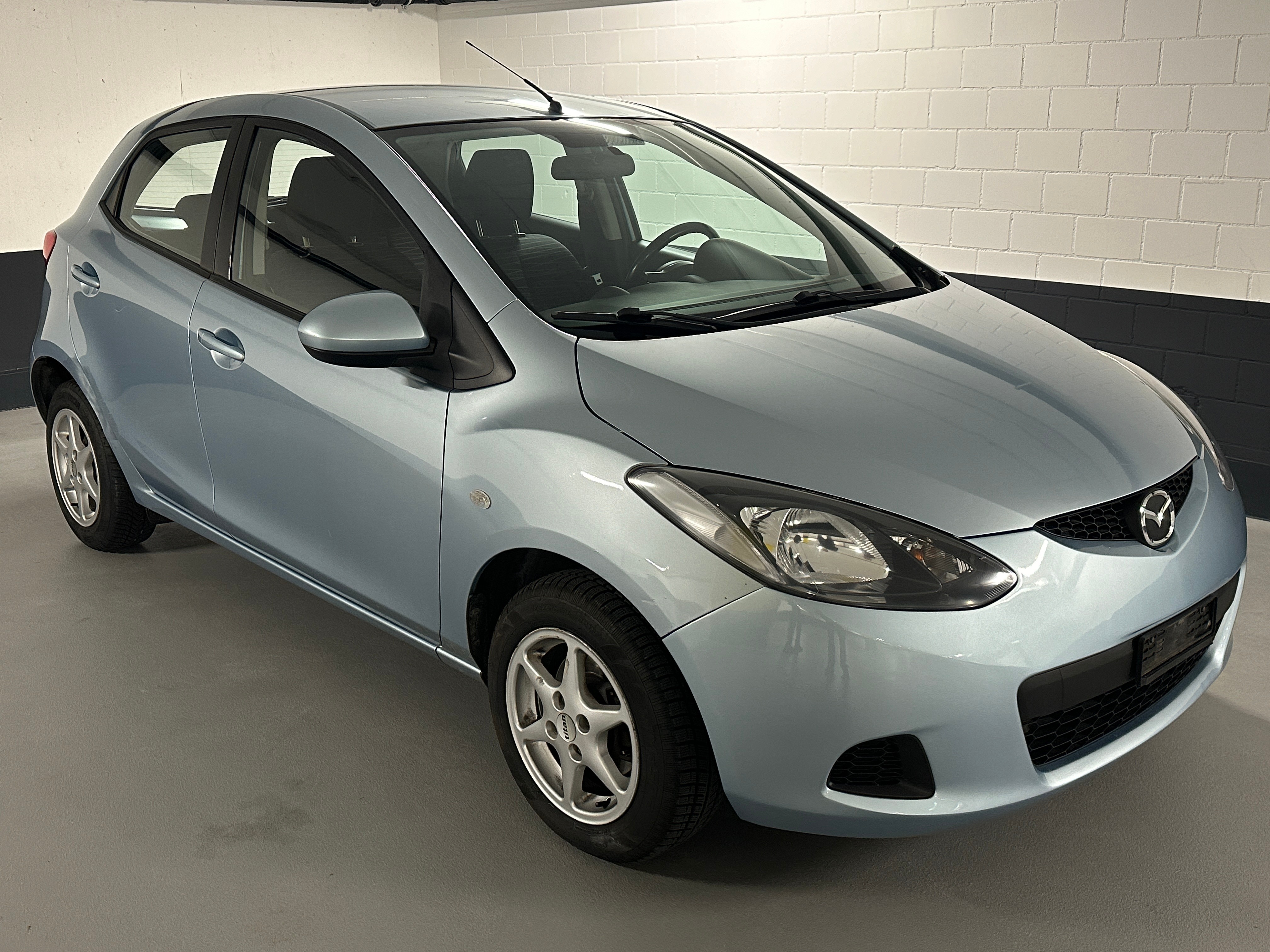 MAZDA 2 1.3i 16V Exclusive