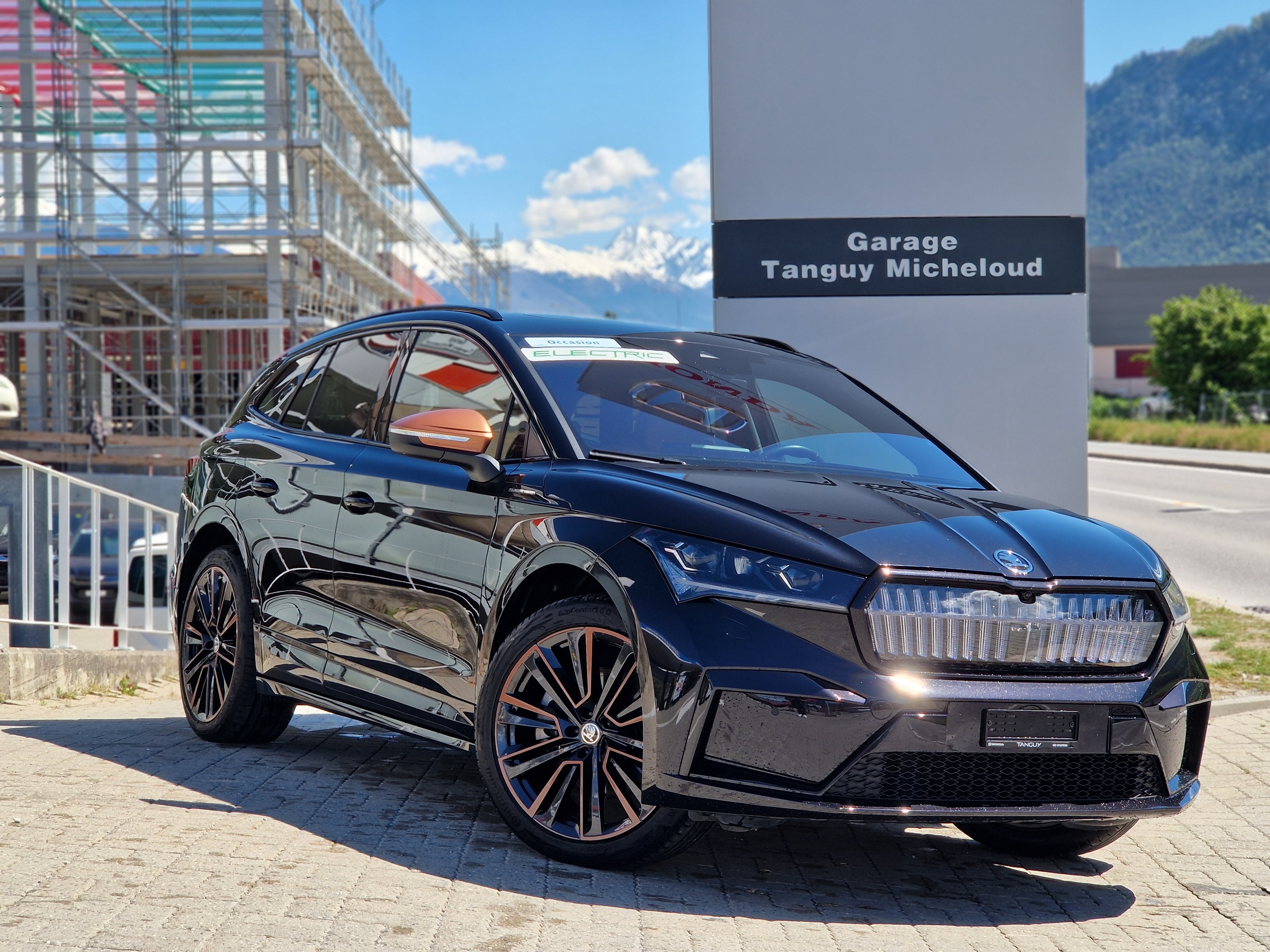 SKODA Enyaq iV 80x Founders Ed.