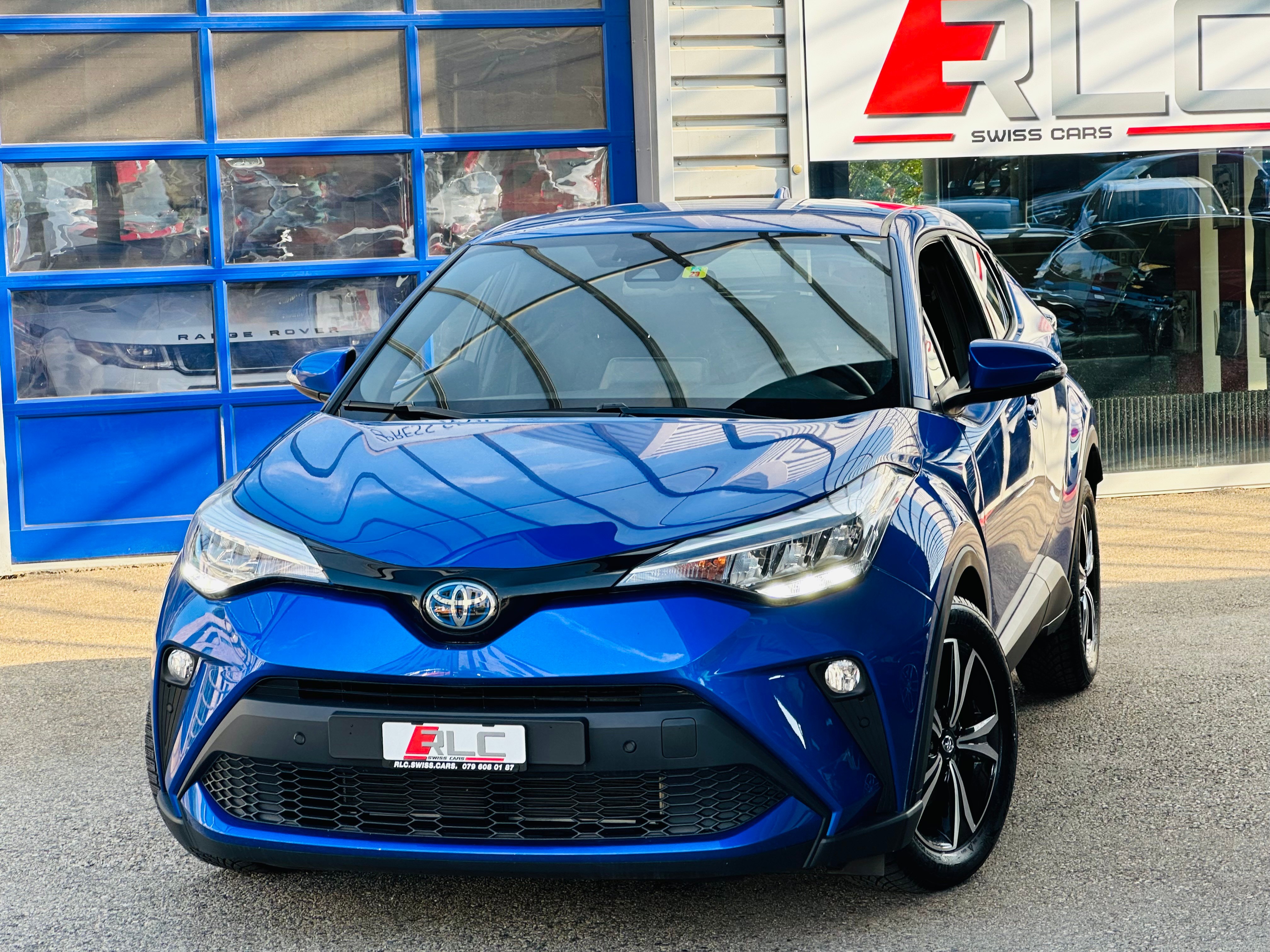 TOYOTA C-HR 1.8 HSD CVT Trend