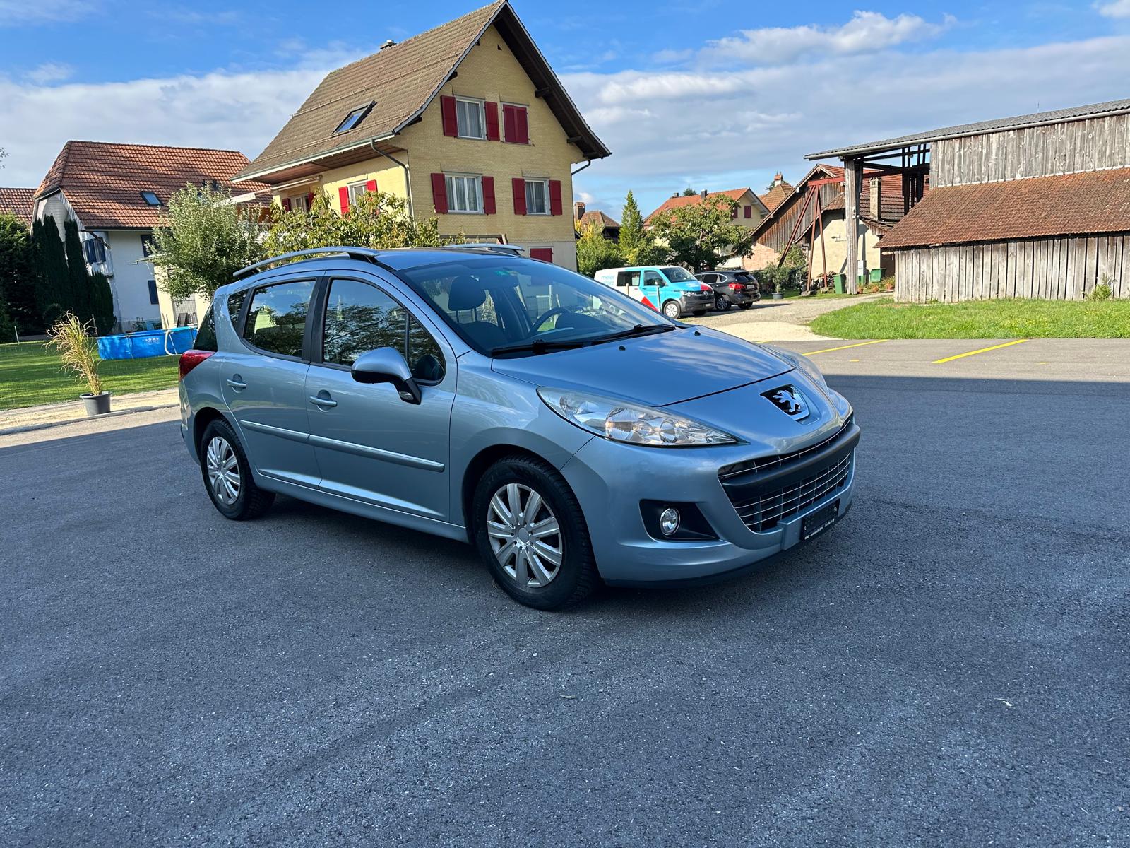 PEUGEOT 207 SW 1.4 16V Active