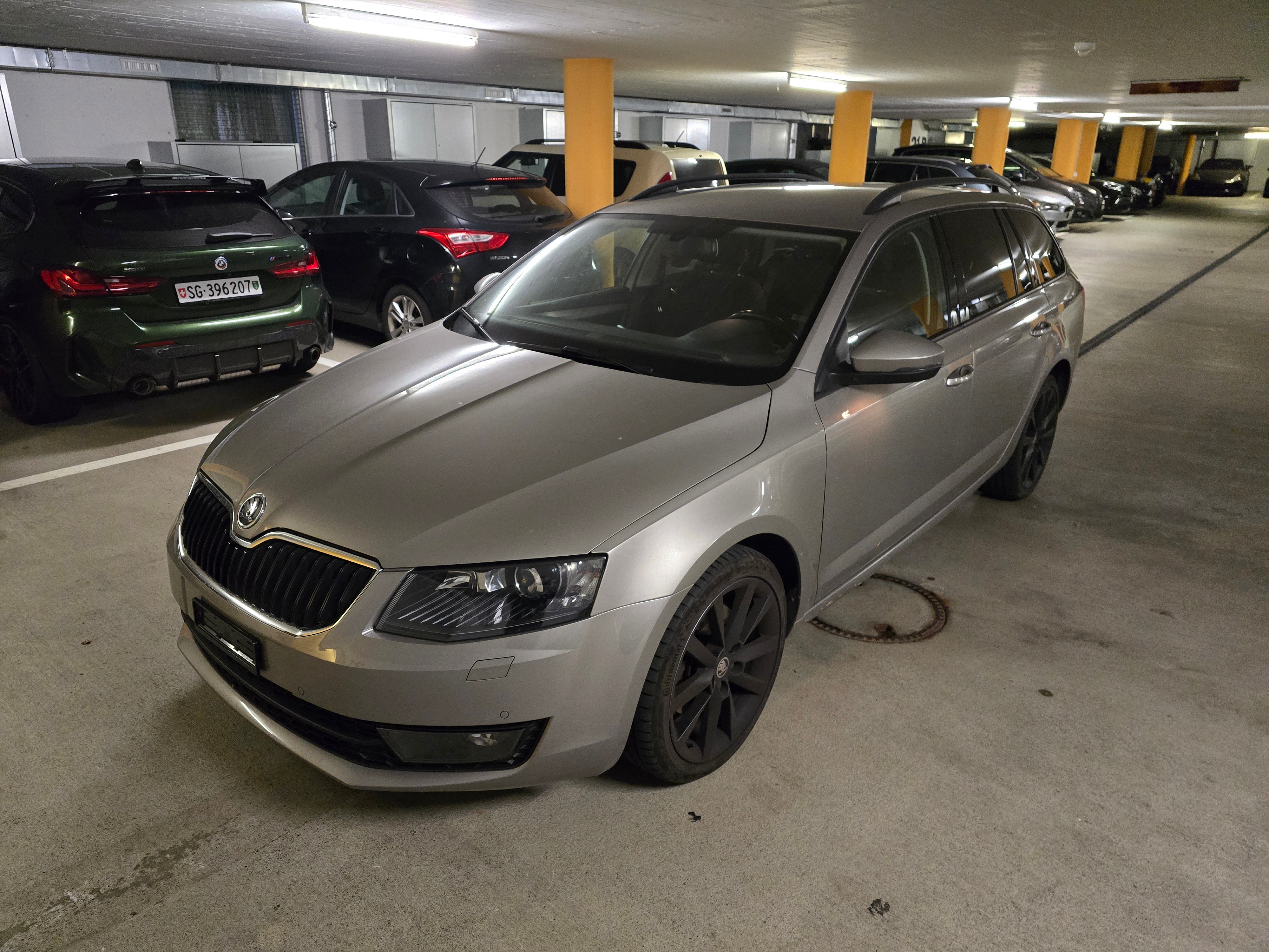 SKODA Octavia Combi 1.8 TSI Ambition 4x4 DSG