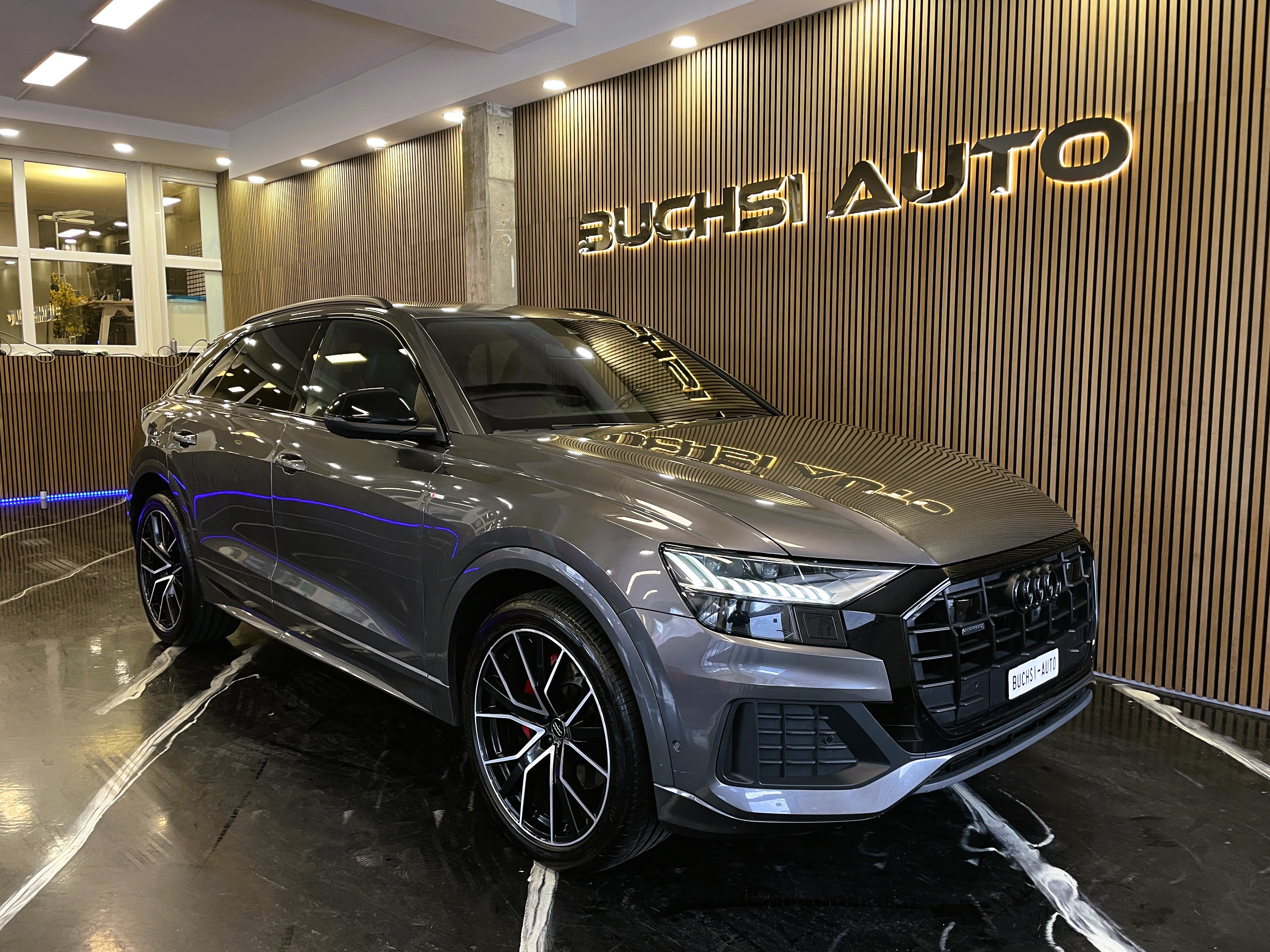 AUDI Q8 50 TDI quattro tiptronic