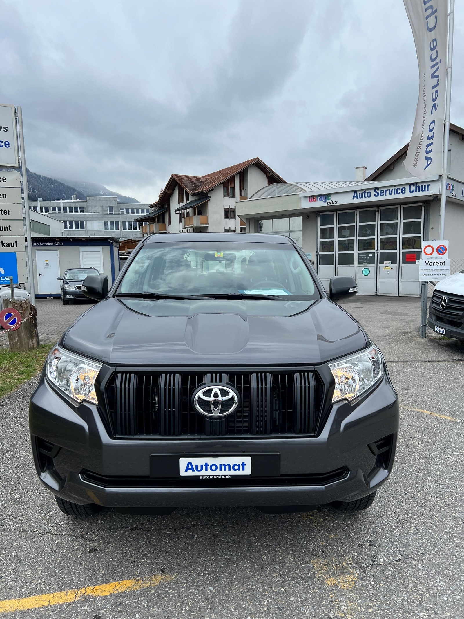 TOYOTA Land Cruiser 2.8TD Active Automat