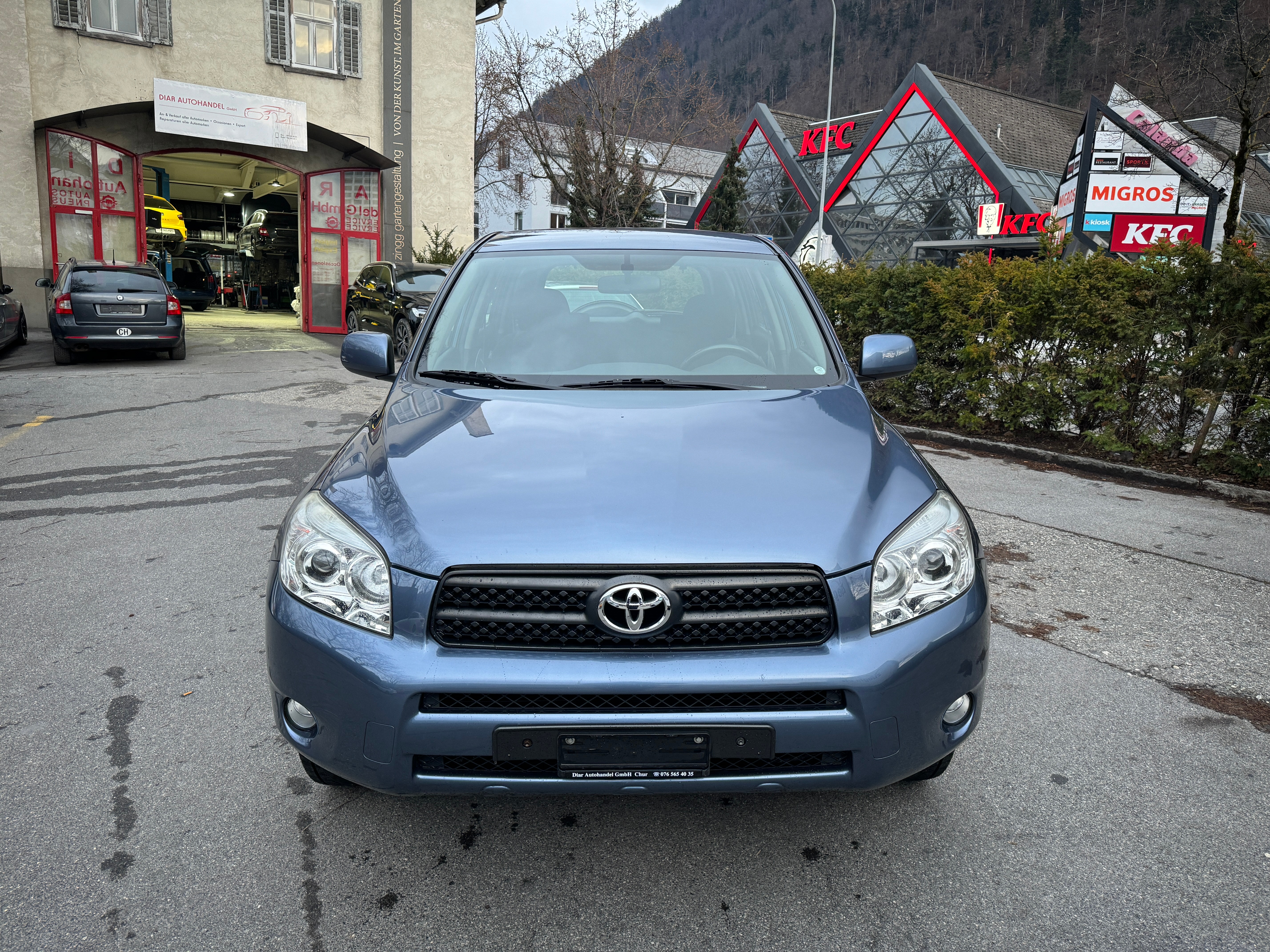 TOYOTA RAV-4 2.2D-4 D Linea Terra