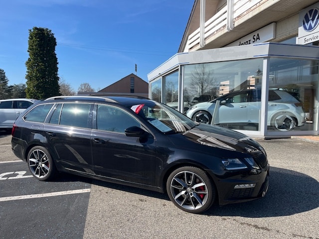 SKODA Octavia Combi 2.0 TSI RS DSG