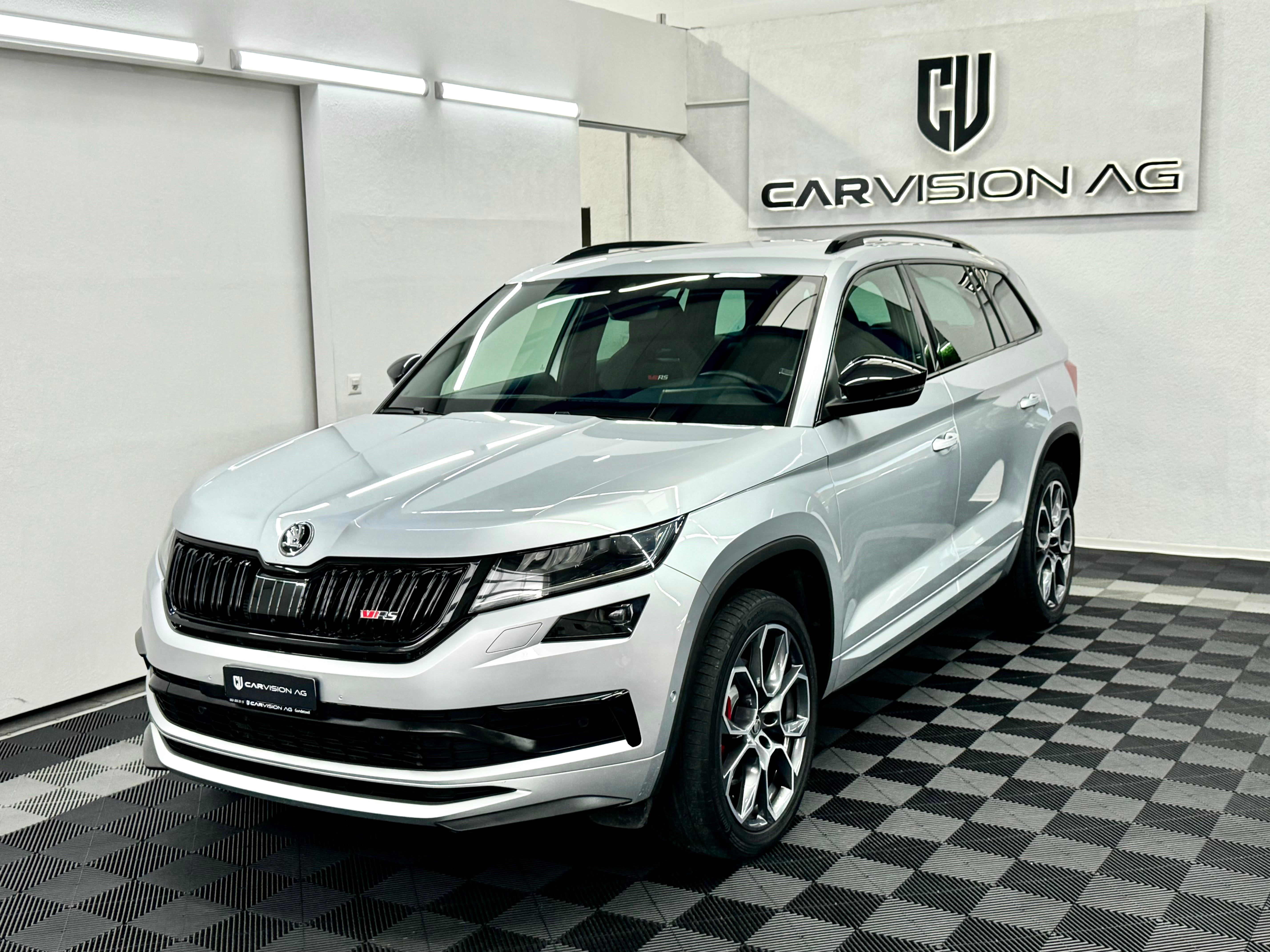 SKODA Kodiaq 2.0 Bi-TDI SCR RS 4x4 DSG * Standheizung *