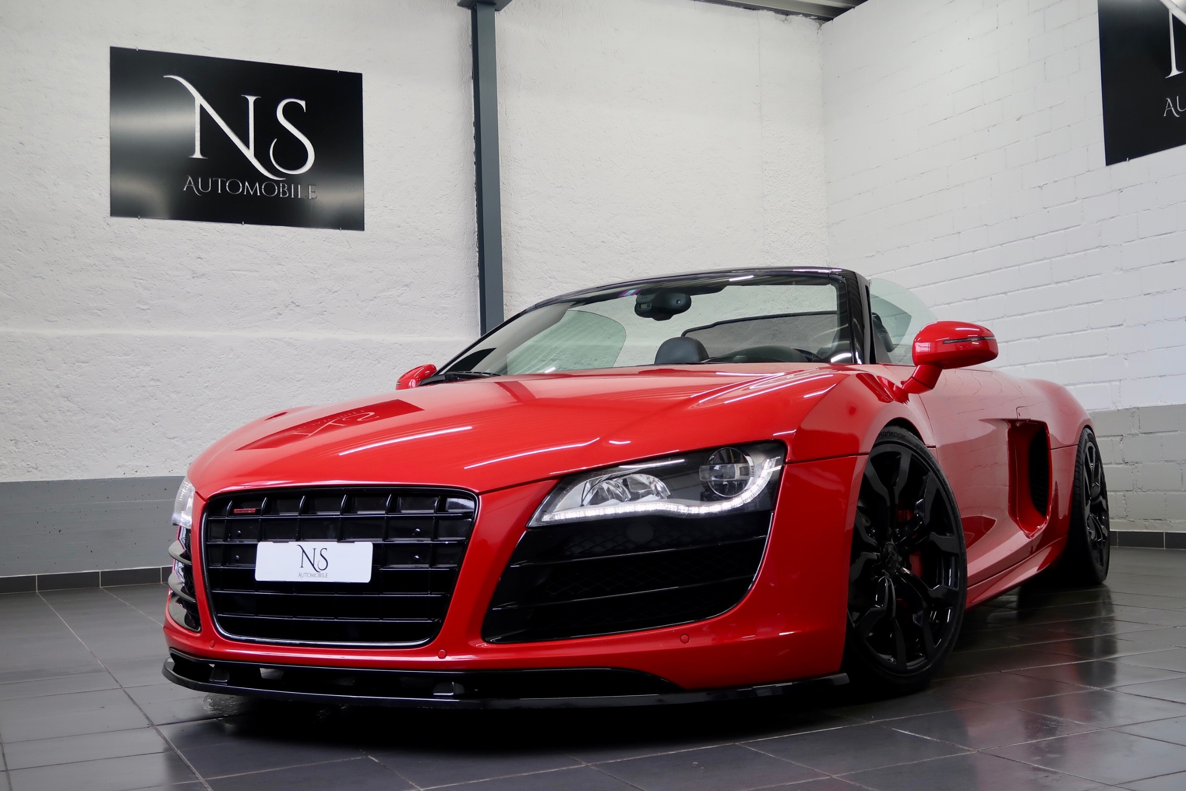 AUDI R8 Spyder 5.2 R-Tronic