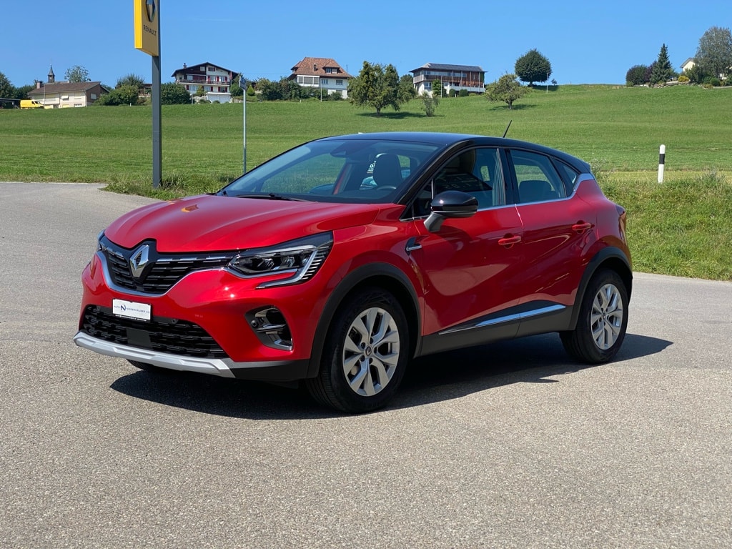 RENAULT Captur 1.3 TCe EDC Intens EDC