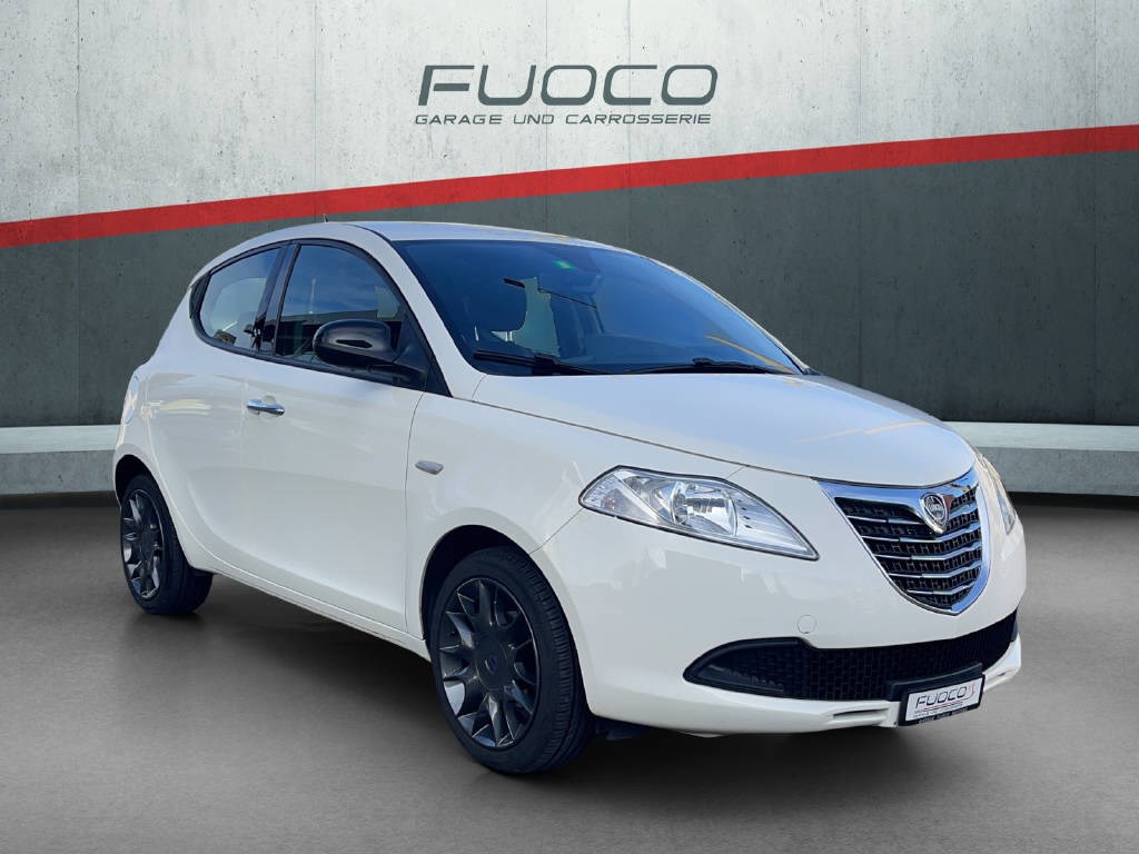 LANCIA Ypsilon 1.2 8V Silver