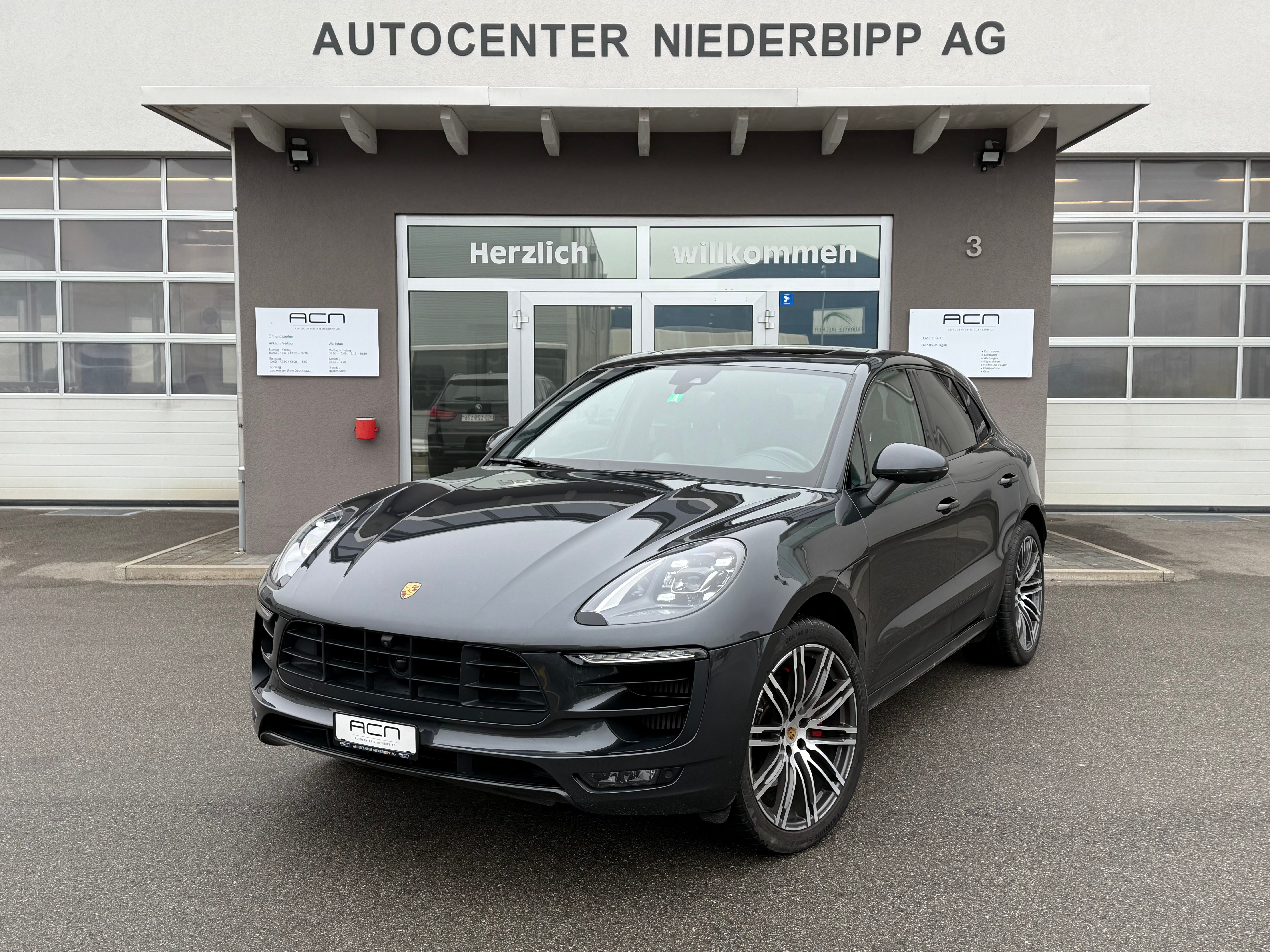 PORSCHE Macan GTS PDK