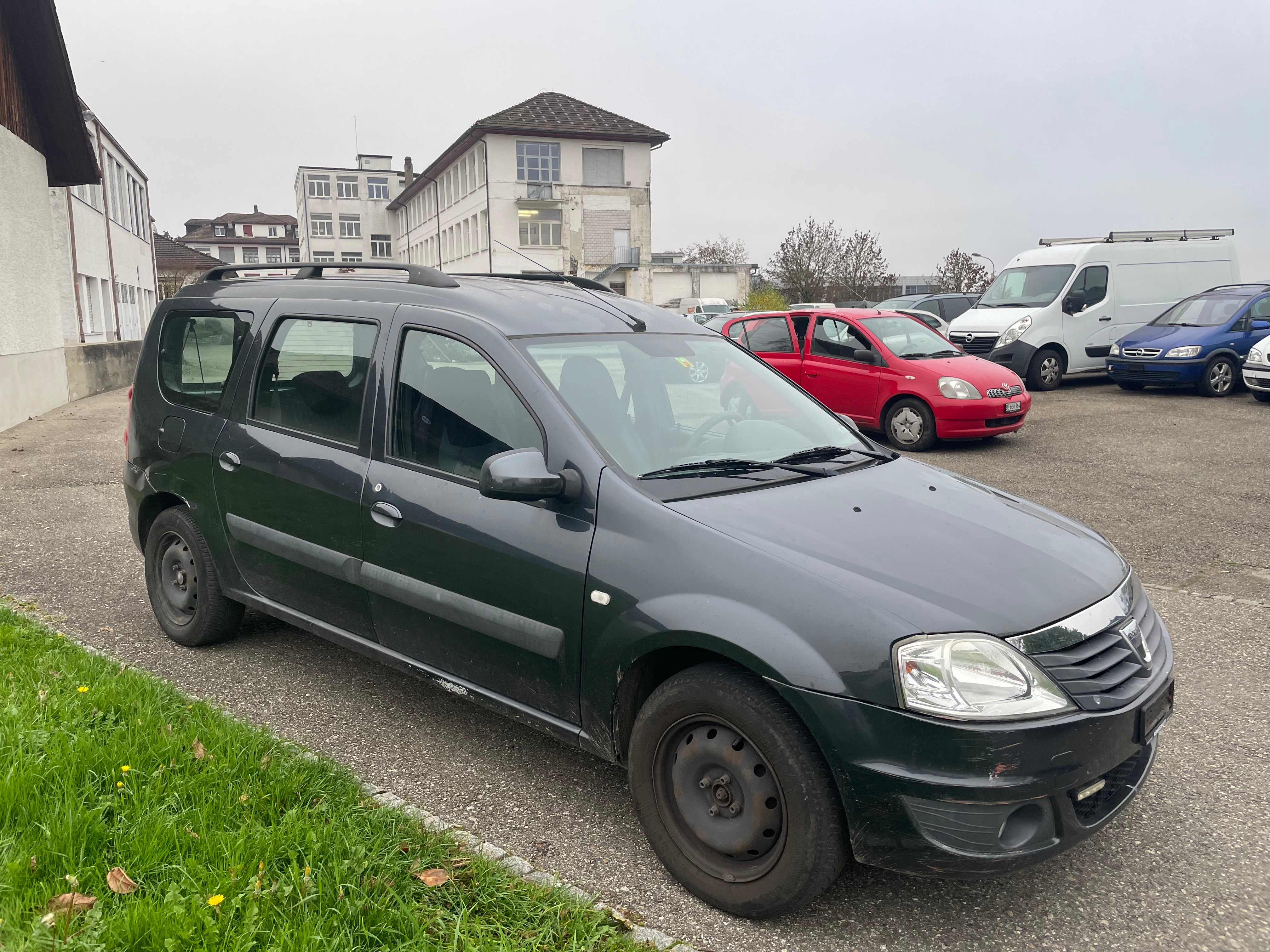 DACIA Logan 1.6 16V E85 Lauréate