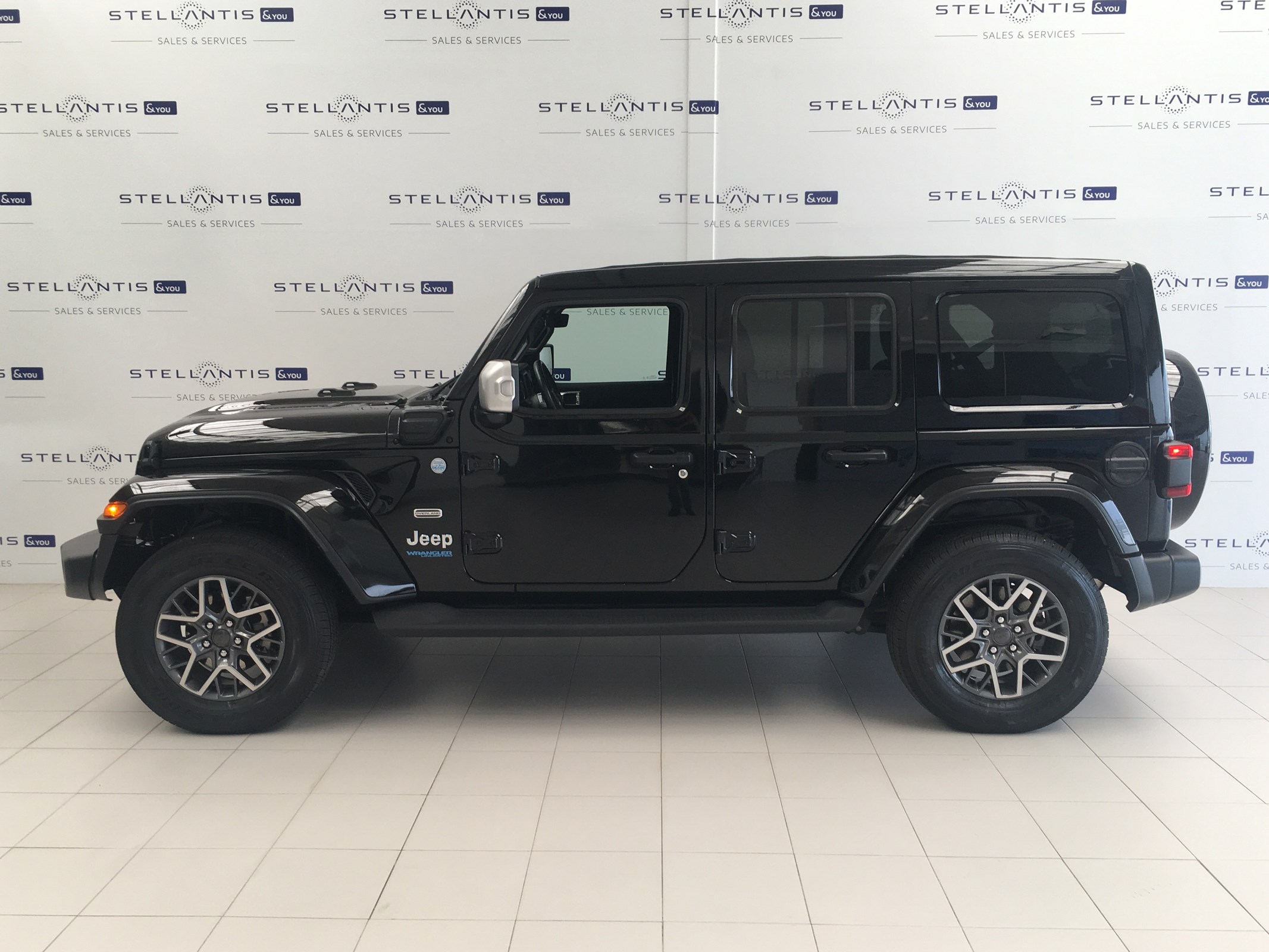 JEEP Wrangler 2.0 PHEV Unlimited Sahara Automatic