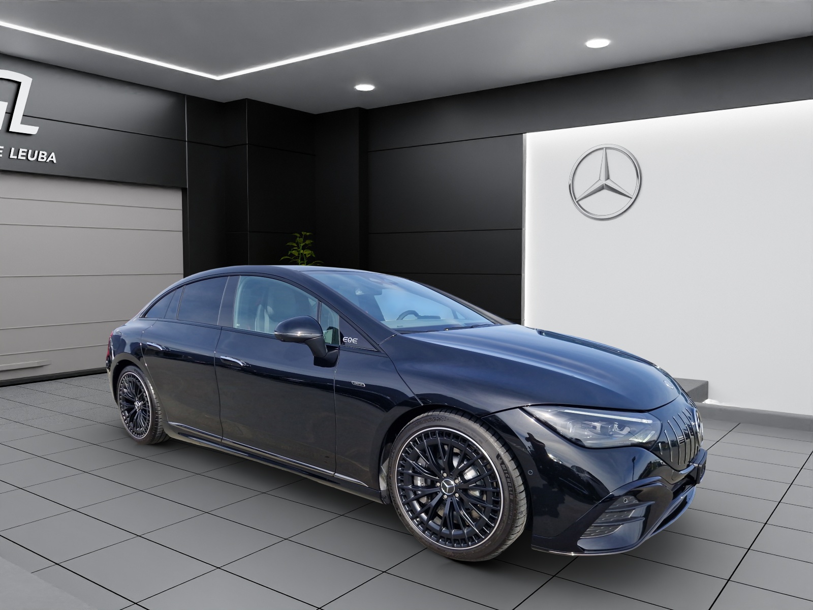 MERCEDES-BENZ EQE 43 AMG 4 Matic